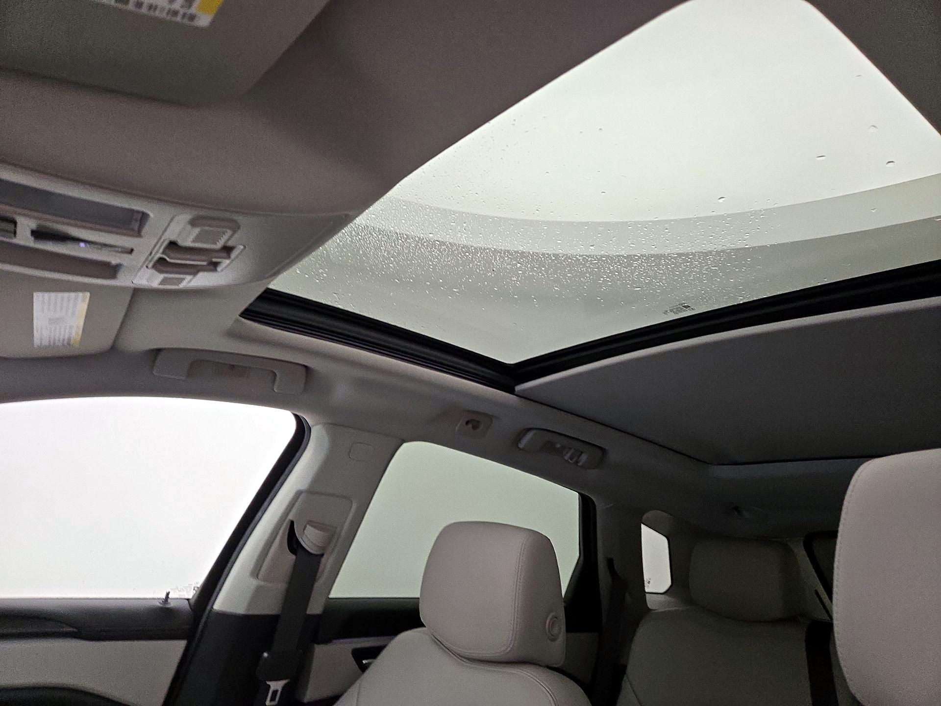 Thumbnail: 2015 Cadillac SRX - 20