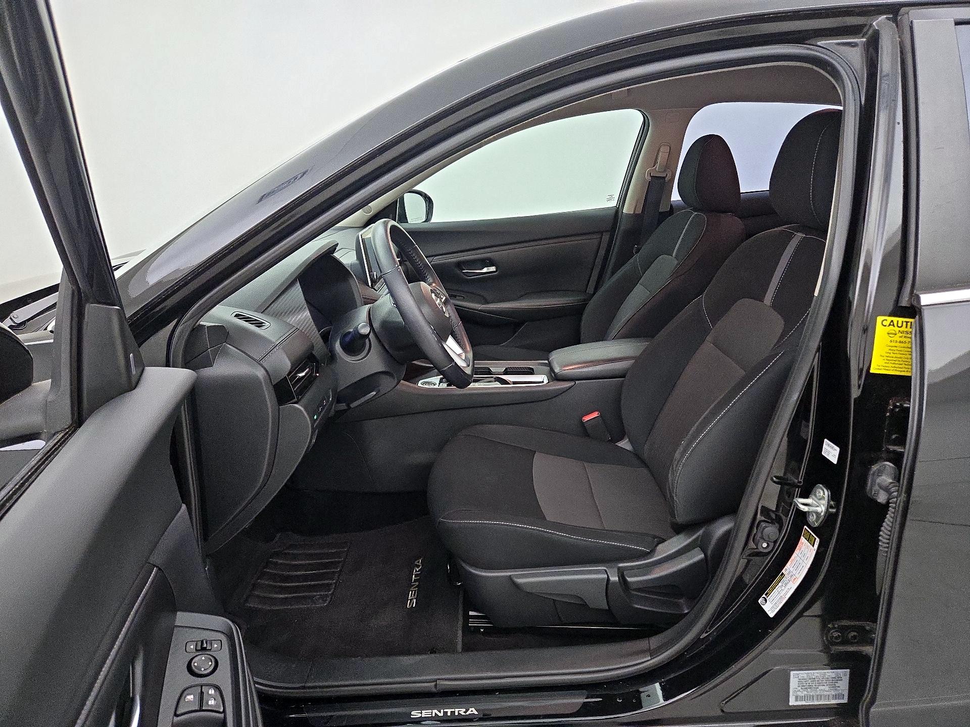 Thumbnail: 2021 Nissan Sentra - 11