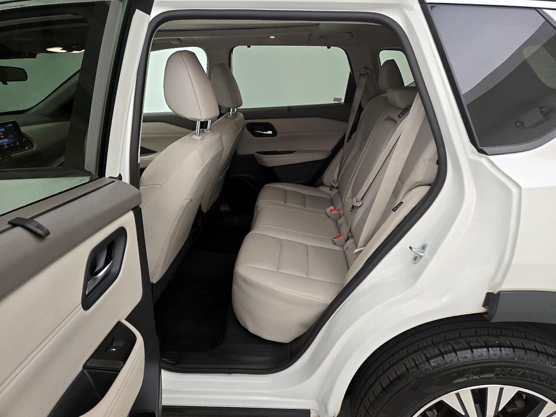 Thumbnail: 2023 Nissan Rogue - 19