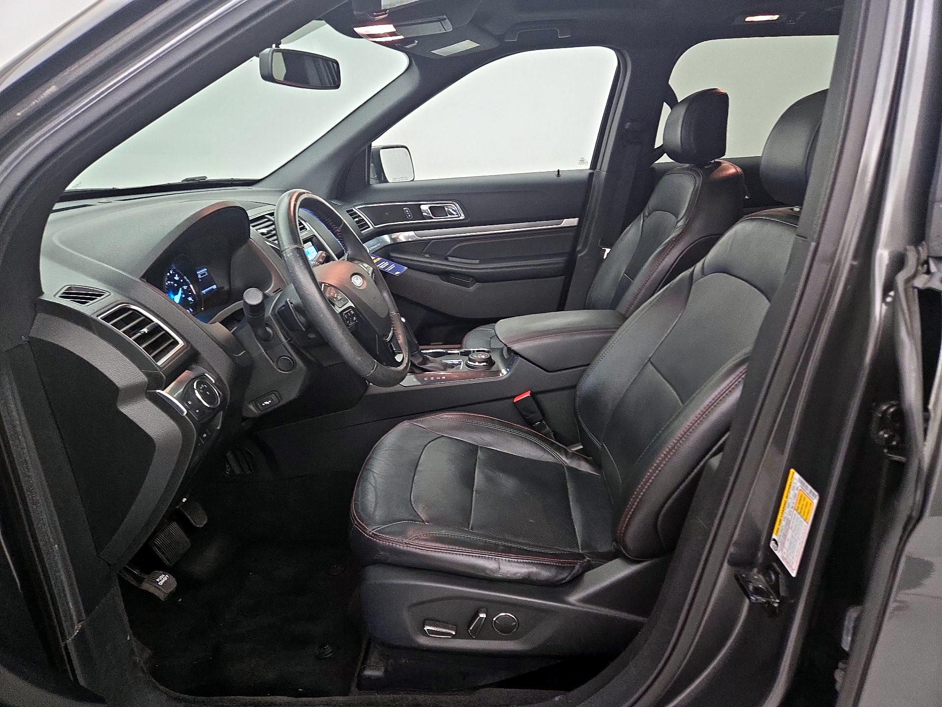 Thumbnail: 2017 Ford Explorer - 11