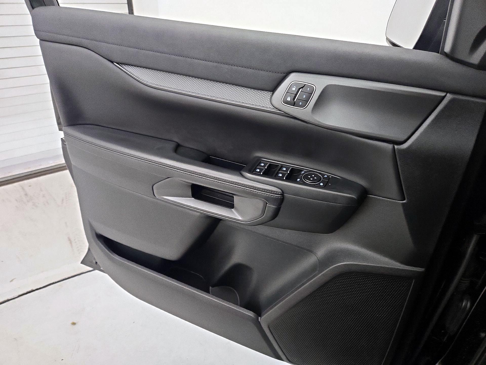 Thumbnail: 2024 Ford Ranger - 12