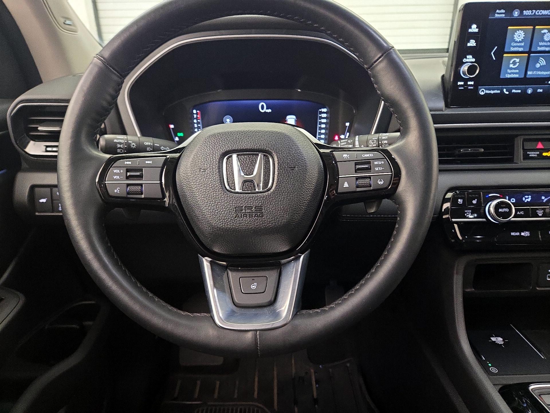 Thumbnail: 2023 Honda Pilot - 10