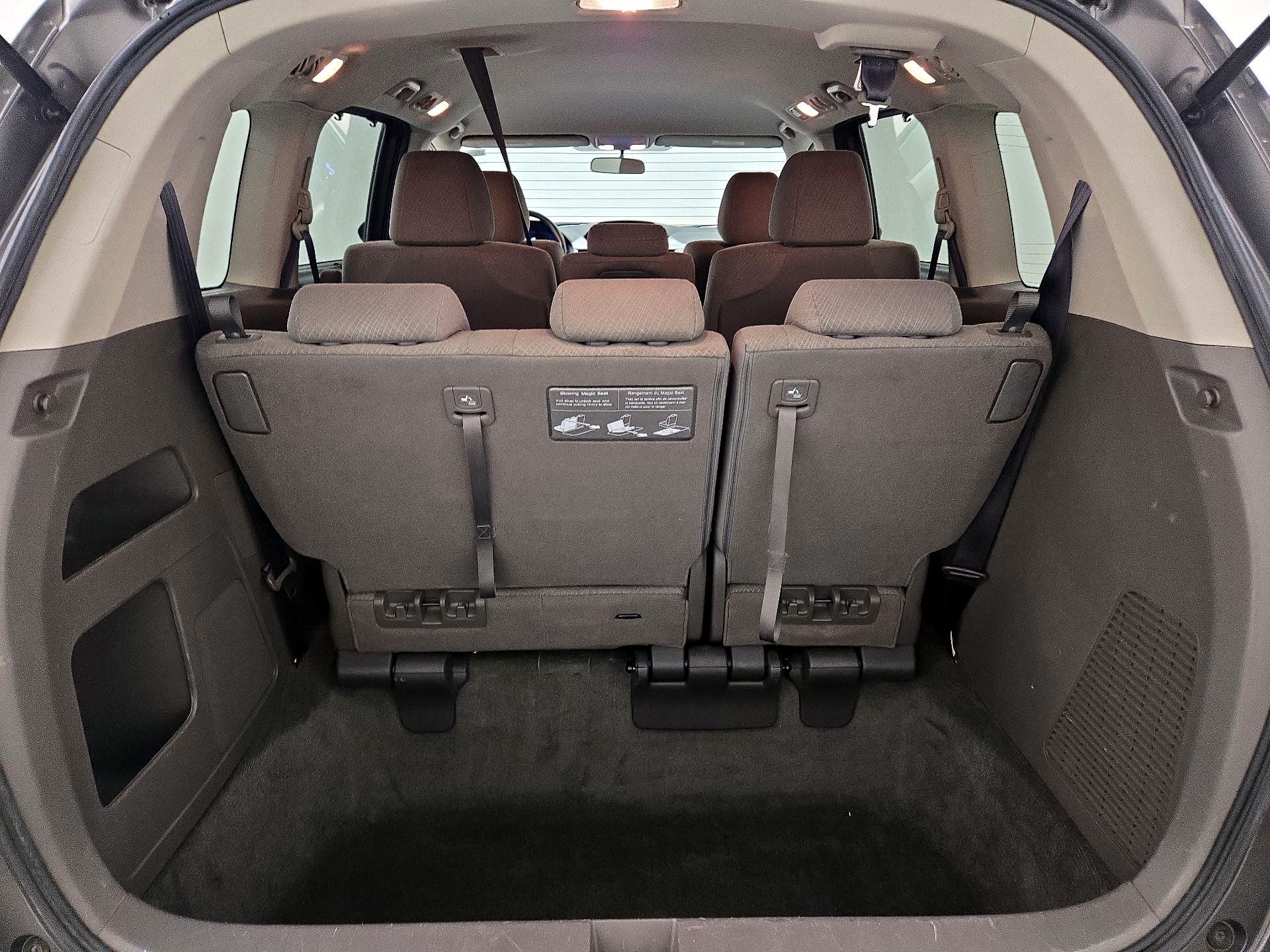 Thumbnail: 2015 Honda Odyssey - 20