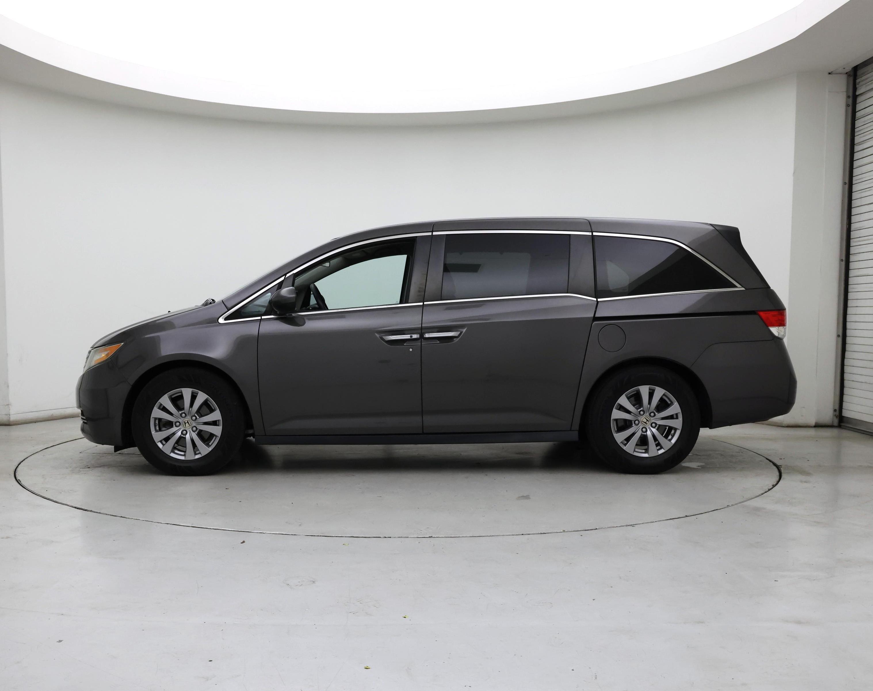 Thumbnail: 2015 Honda Odyssey - 3