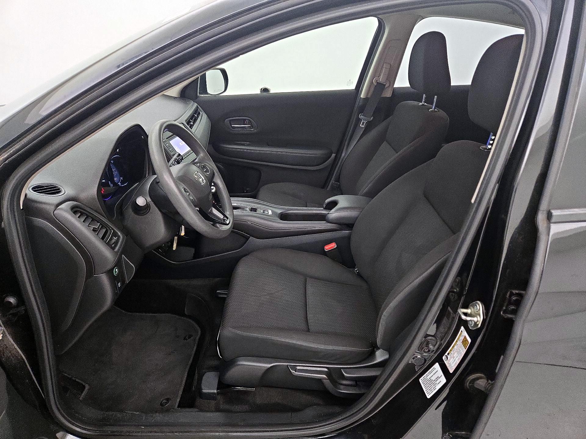 Thumbnail: 2017 Honda HR-V - 11