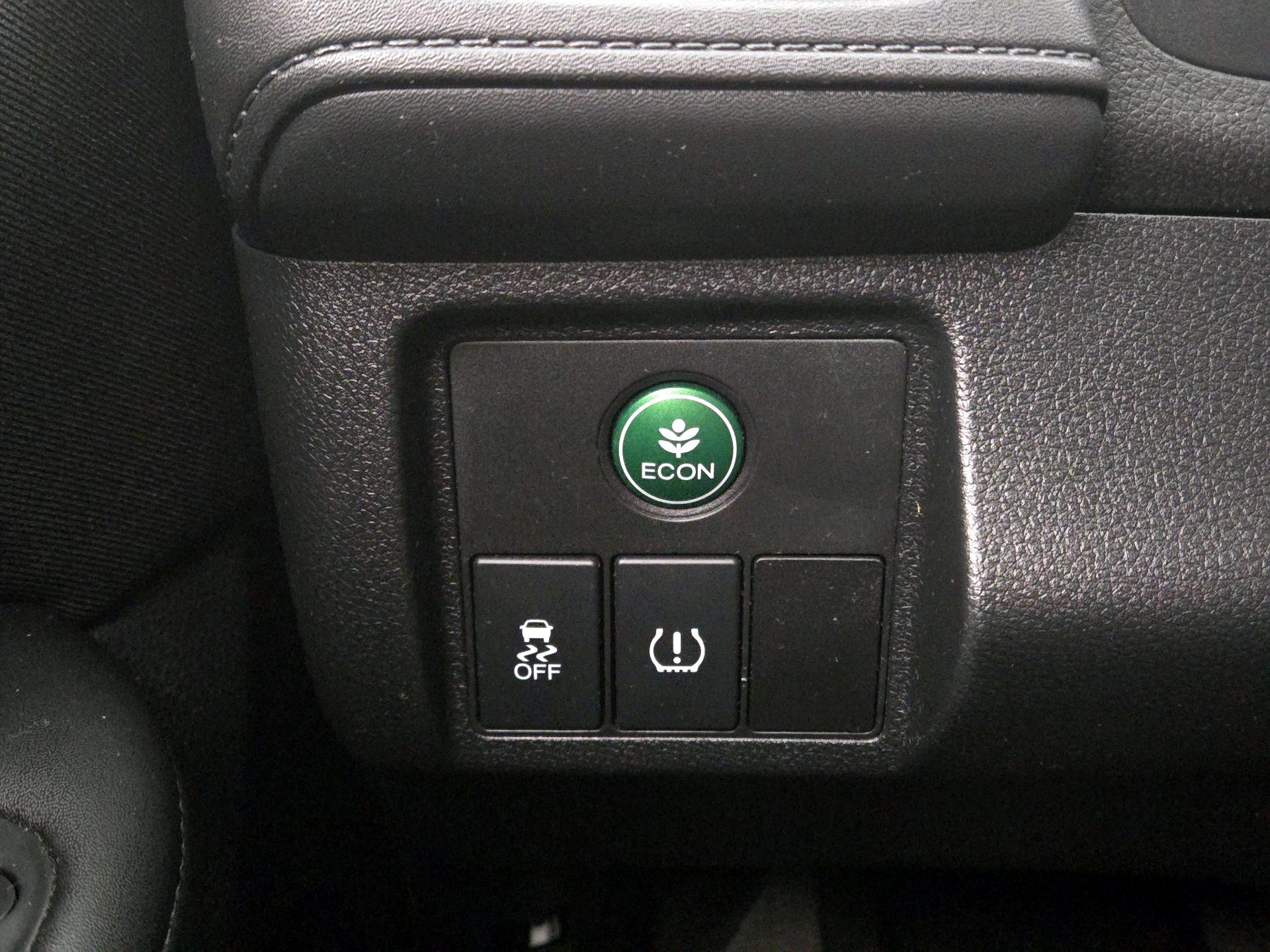 Thumbnail: 2017 Honda HR-V - 13