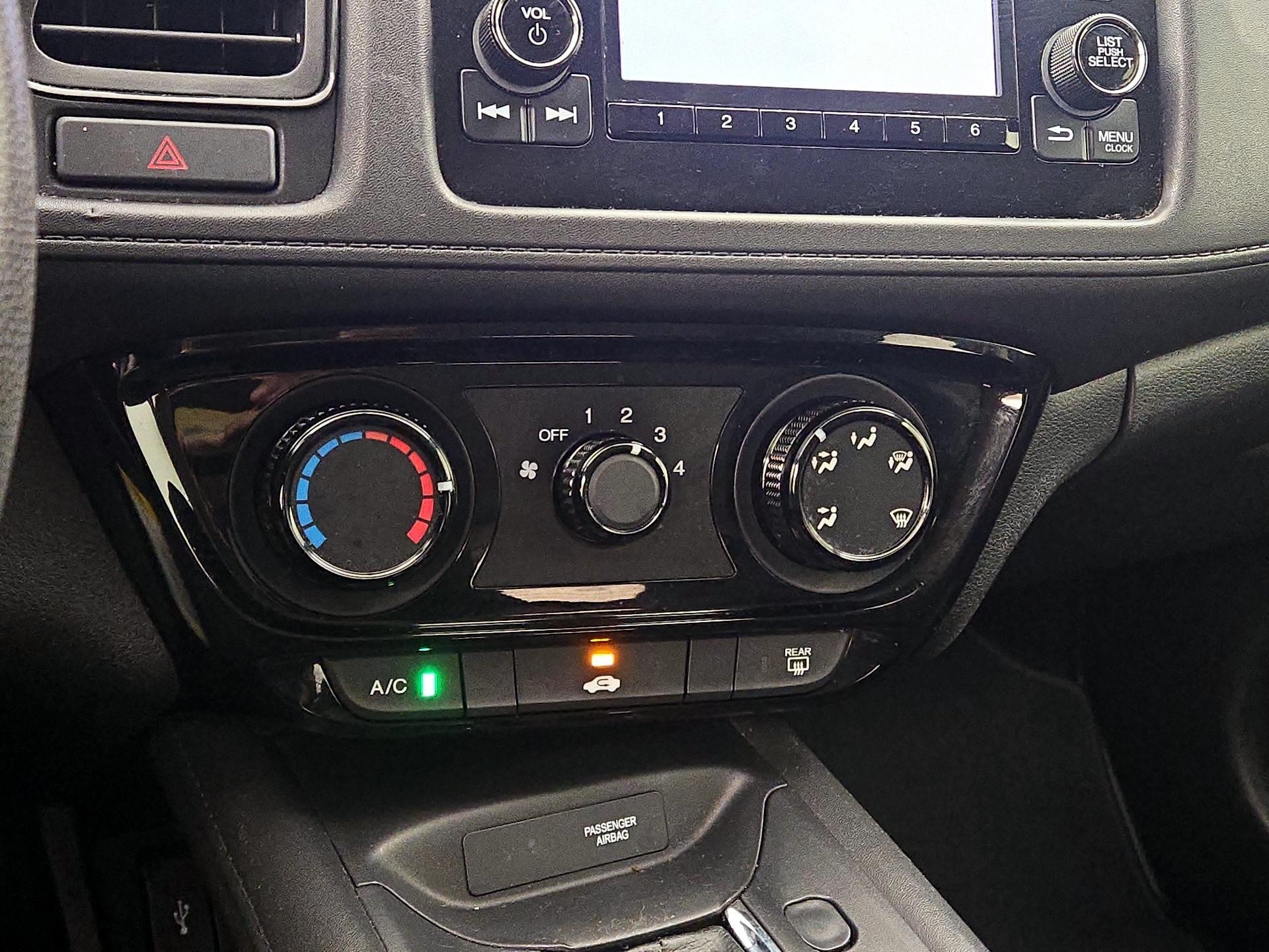 Thumbnail: 2017 Honda HR-V - 16