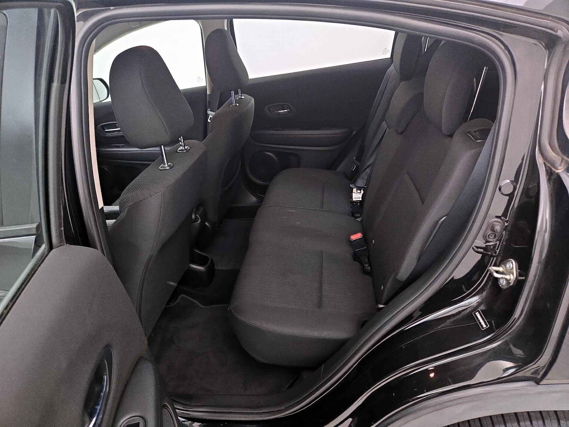 Thumbnail: 2017 Honda HR-V - 18