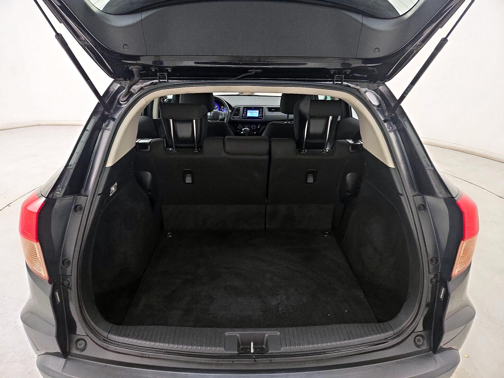 Thumbnail: 2017 Honda HR-V - 19