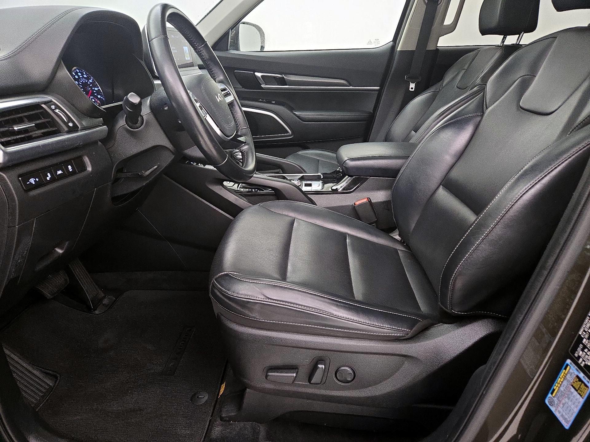 Thumbnail: 2022 Kia Telluride - 11