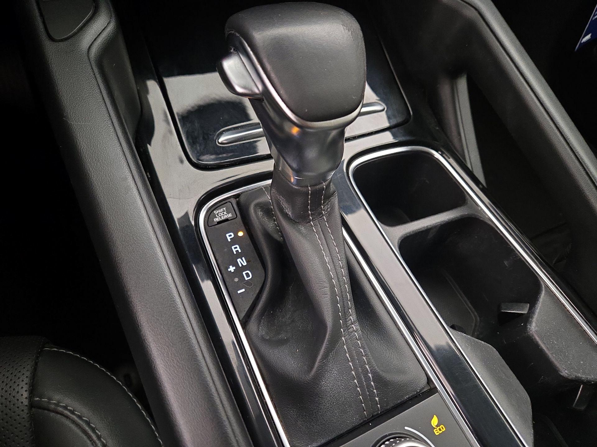 Thumbnail: 2022 Kia Telluride - 17