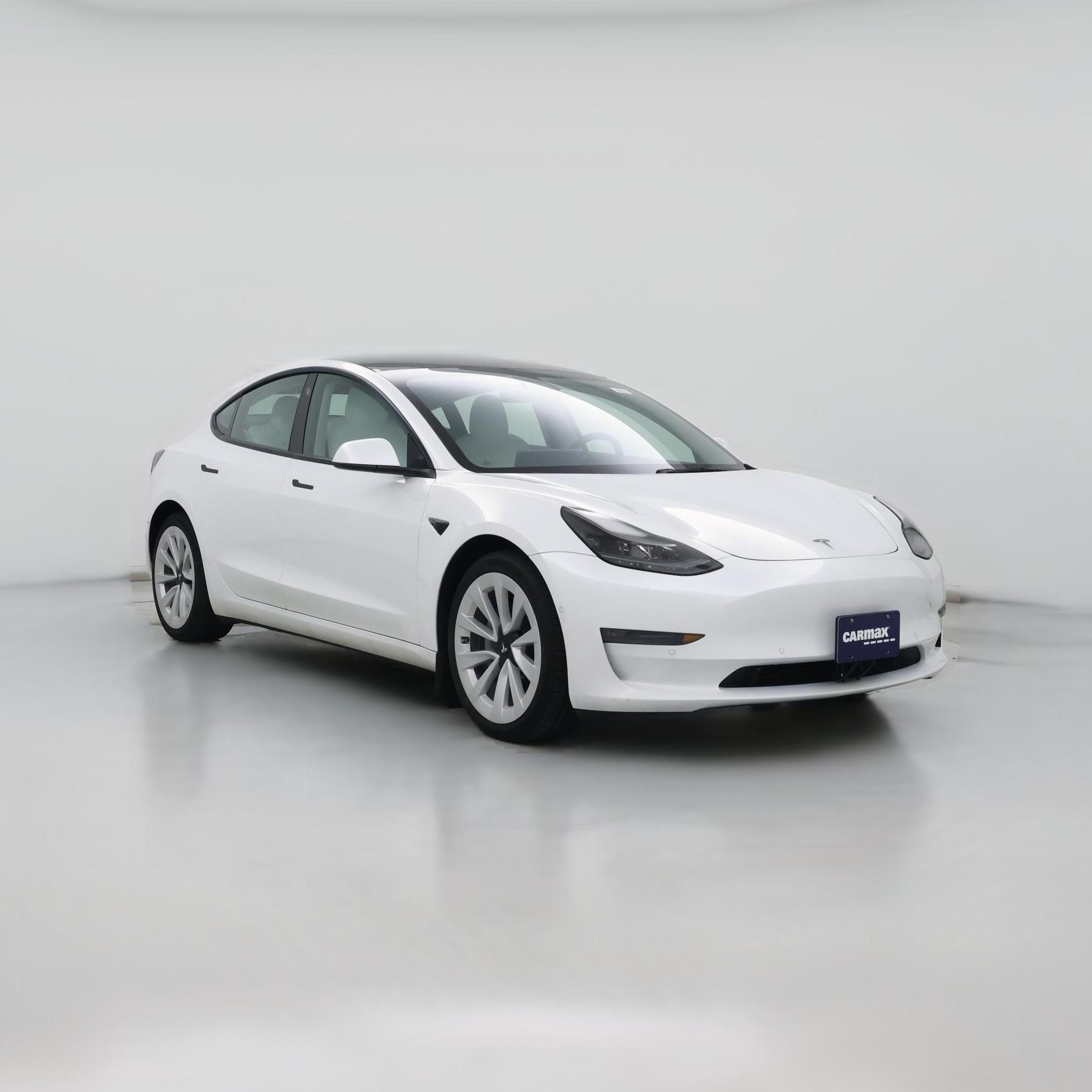 Thumbnail: 2022 Tesla Model 3 - 1