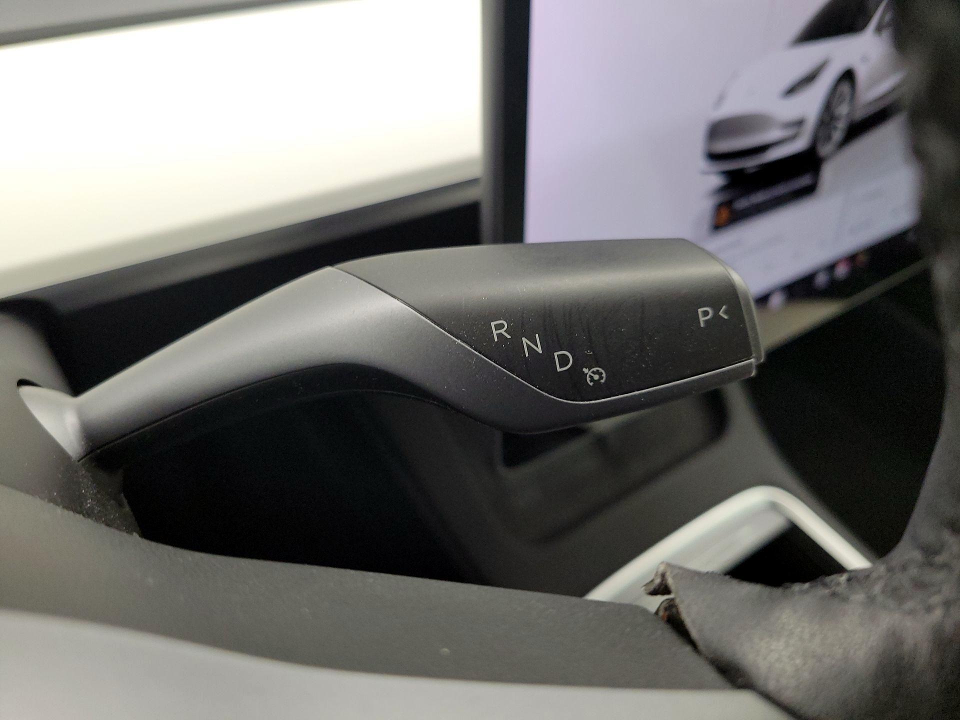 Thumbnail: 2022 Tesla Model 3 - 17