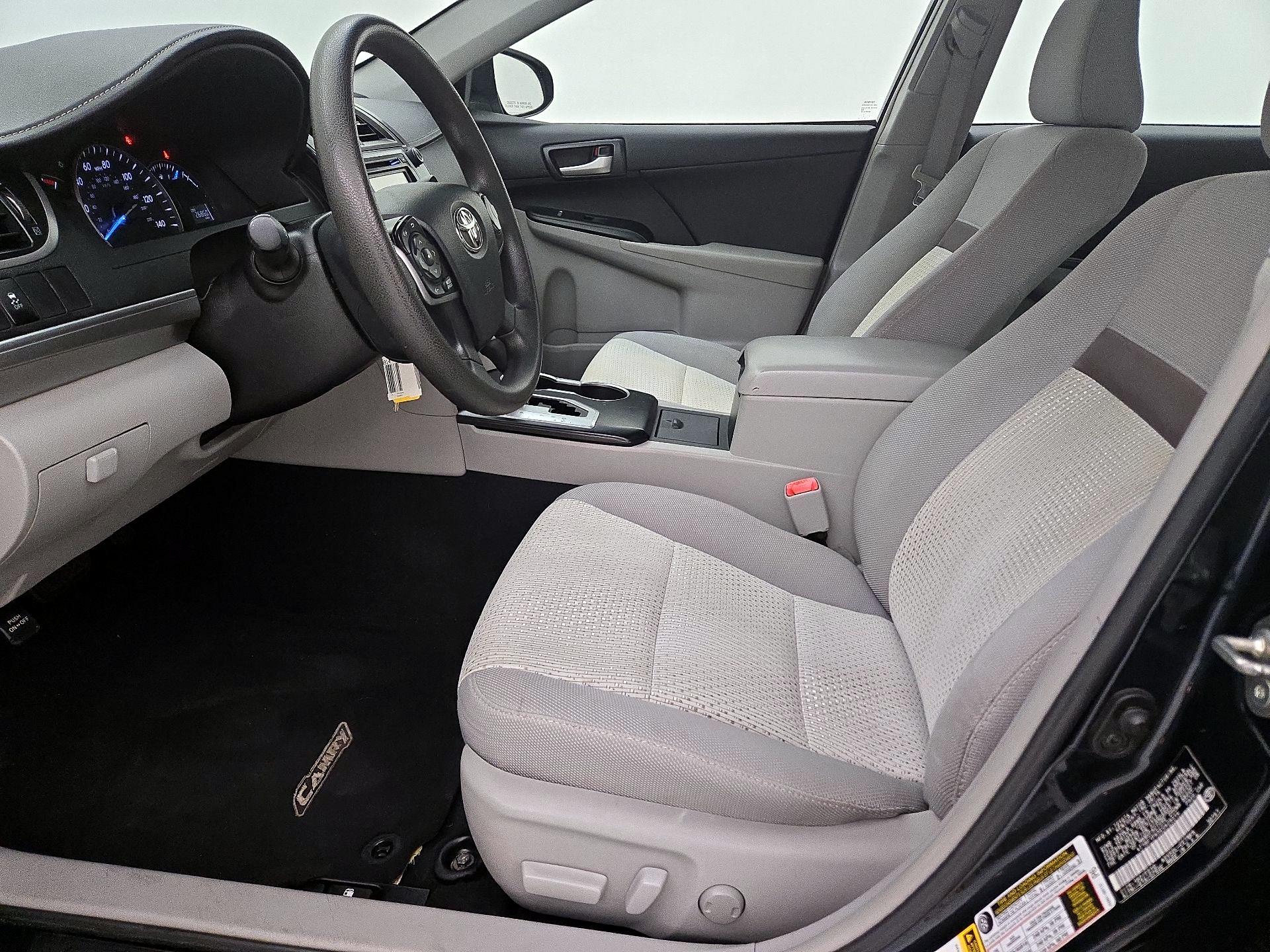 Thumbnail: 2014 Toyota Camry - 11