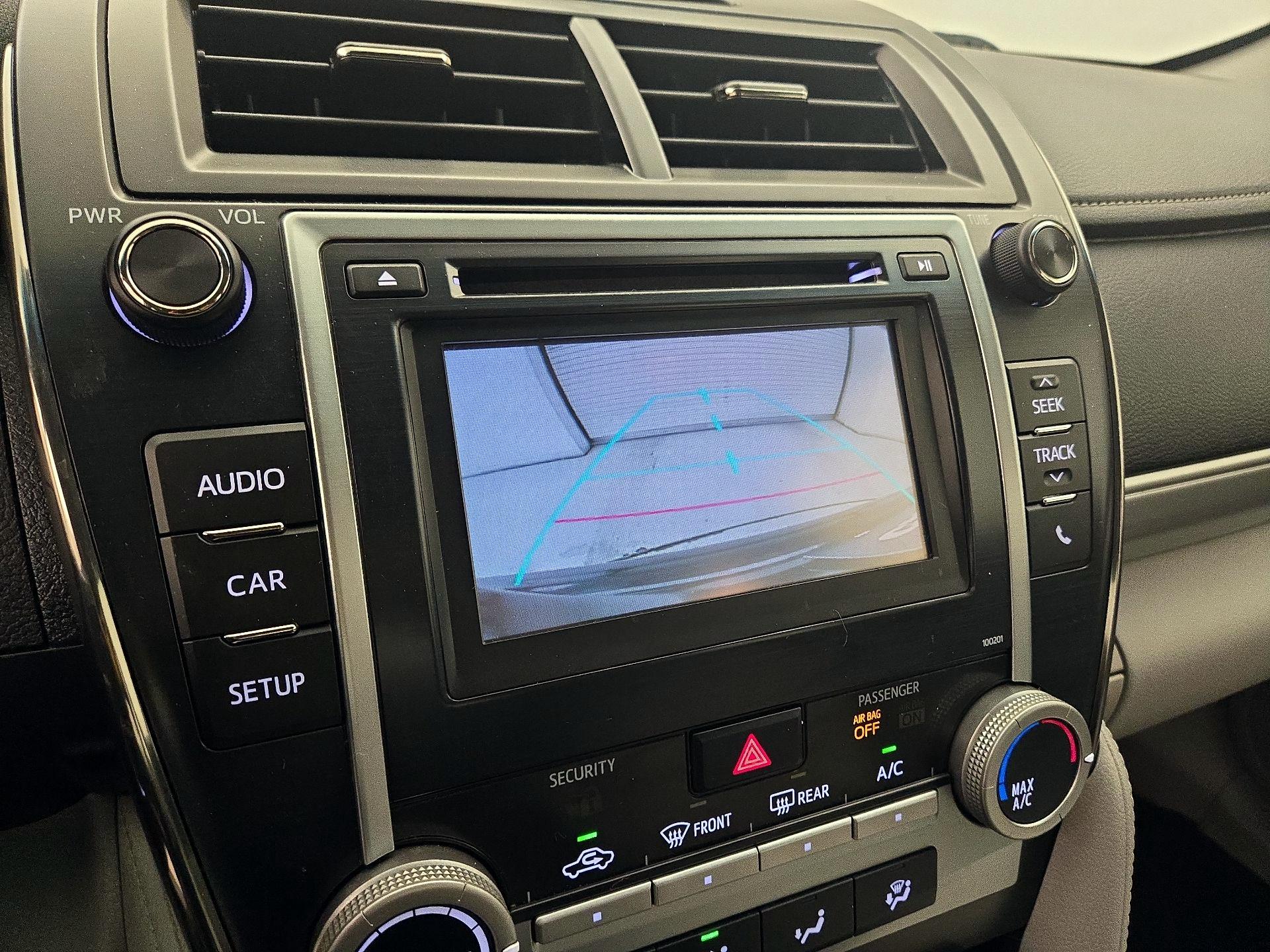 Thumbnail: 2014 Toyota Camry - 13