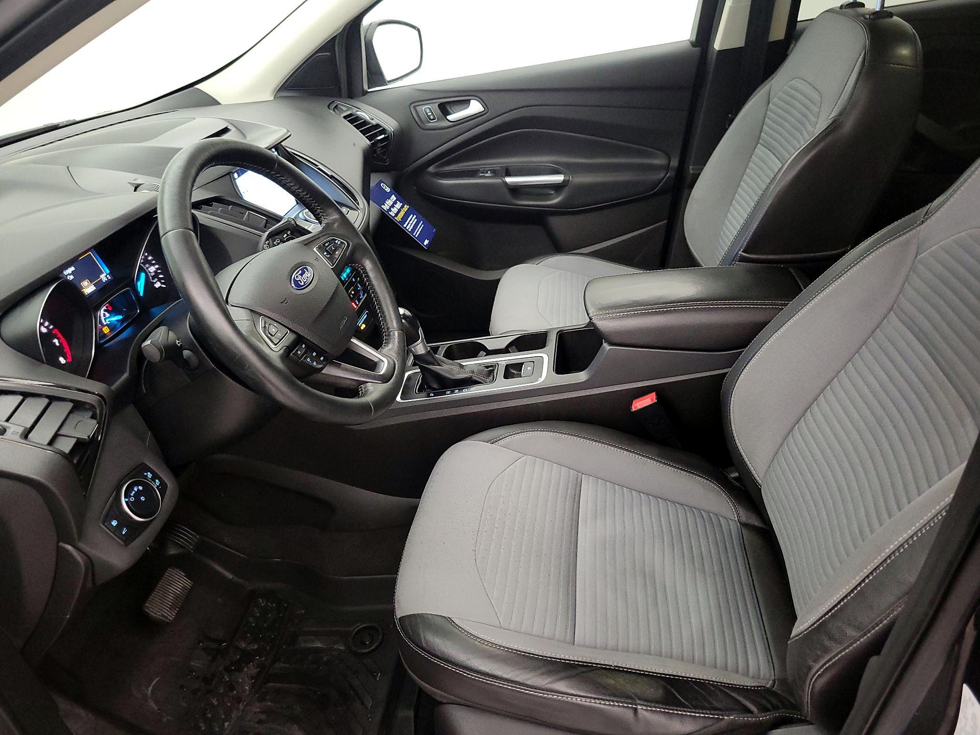 Thumbnail: 2017 Ford Escape - 11