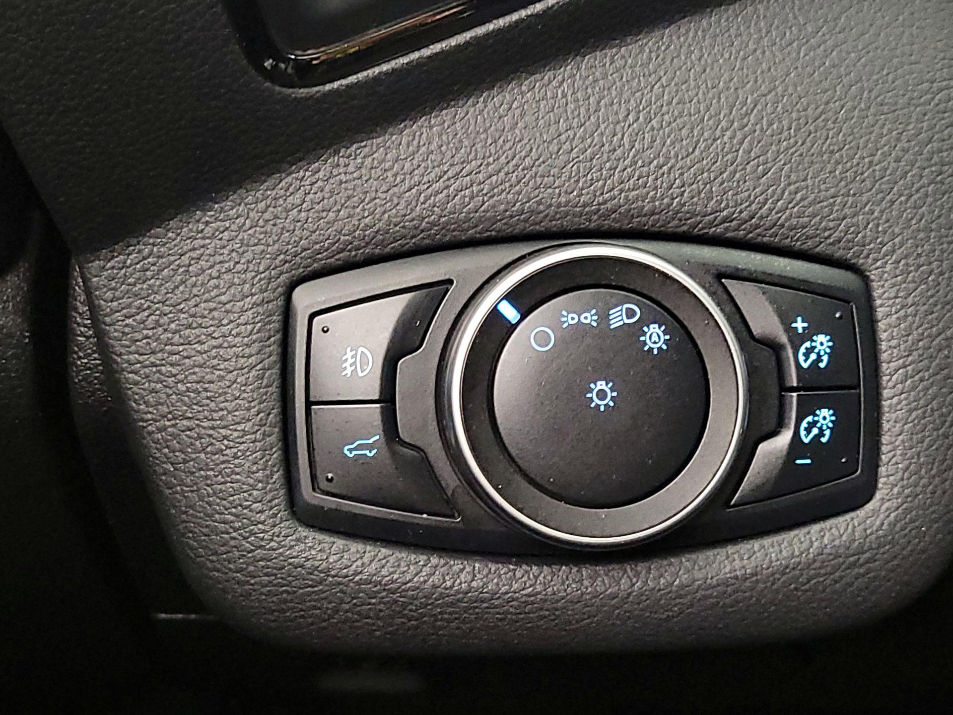 Thumbnail: 2017 Ford Escape - 13