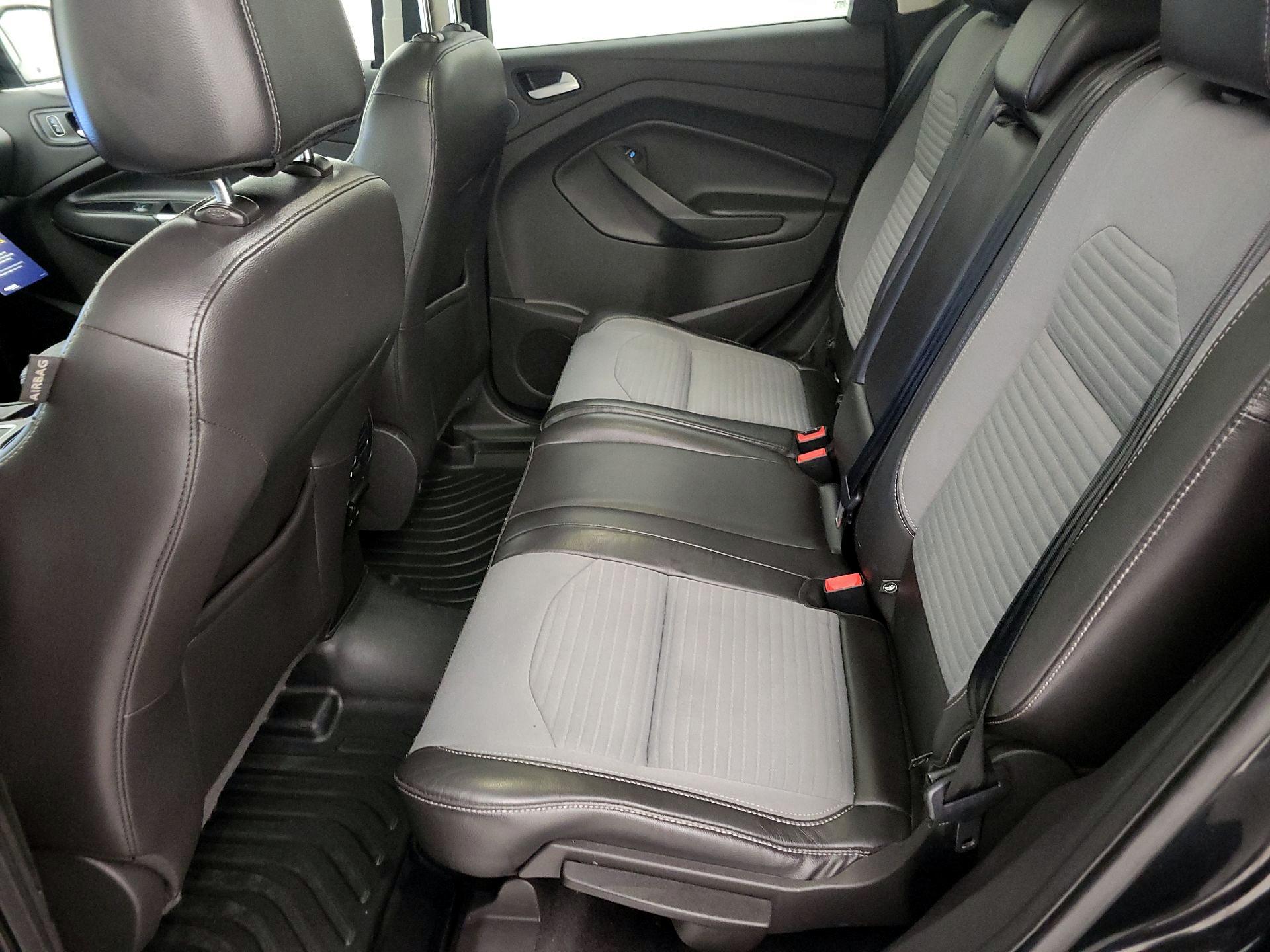 Thumbnail: 2017 Ford Escape - 20