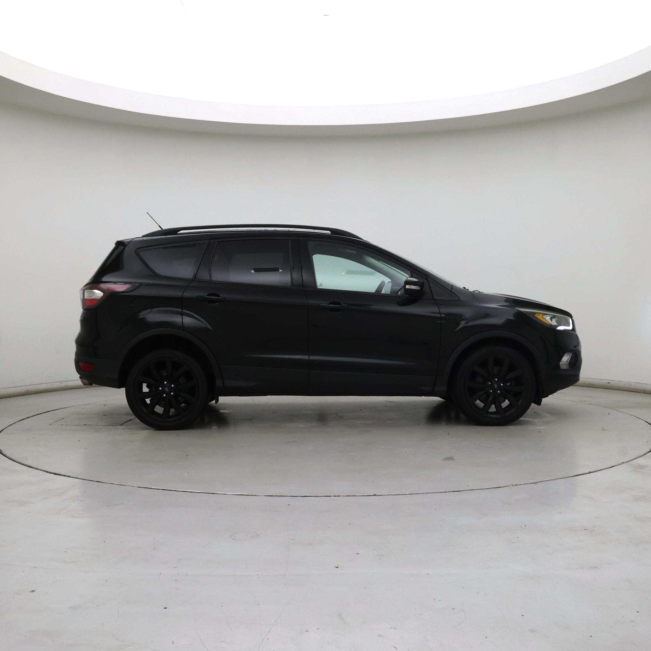 Thumbnail: 2017 Ford Escape - 7