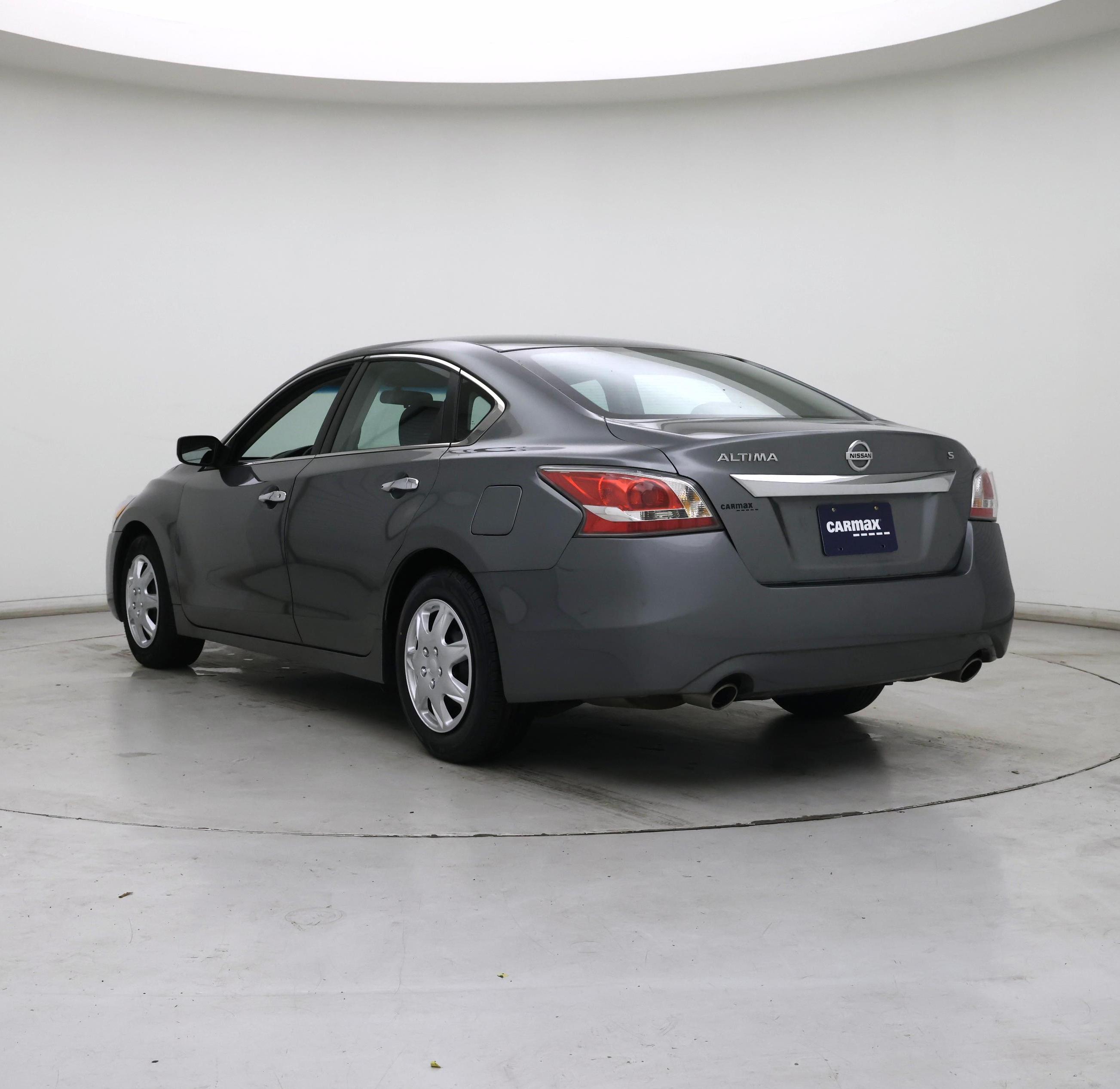 Thumbnail: 2015 Nissan Altima - 2