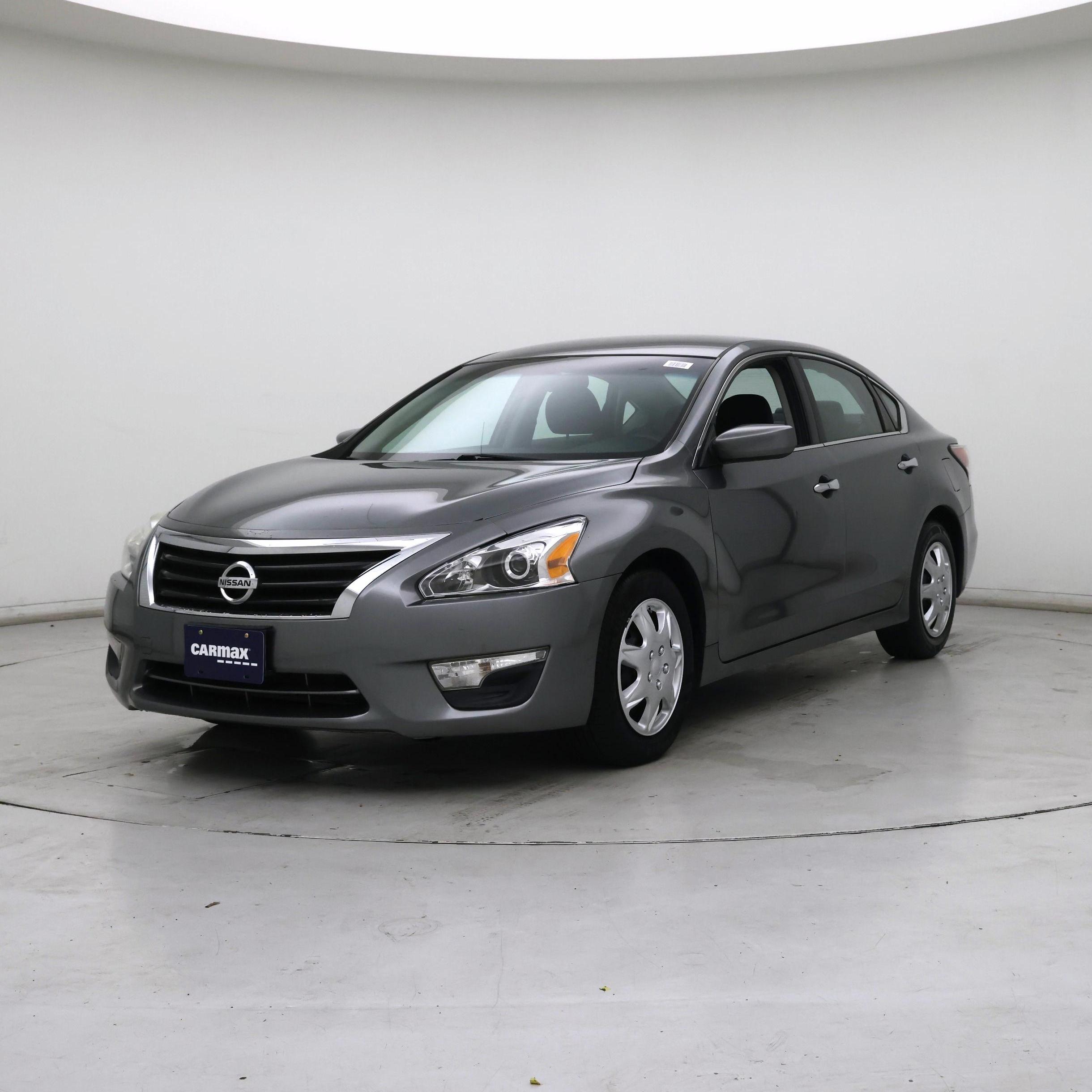 Thumbnail: 2015 Nissan Altima - 4