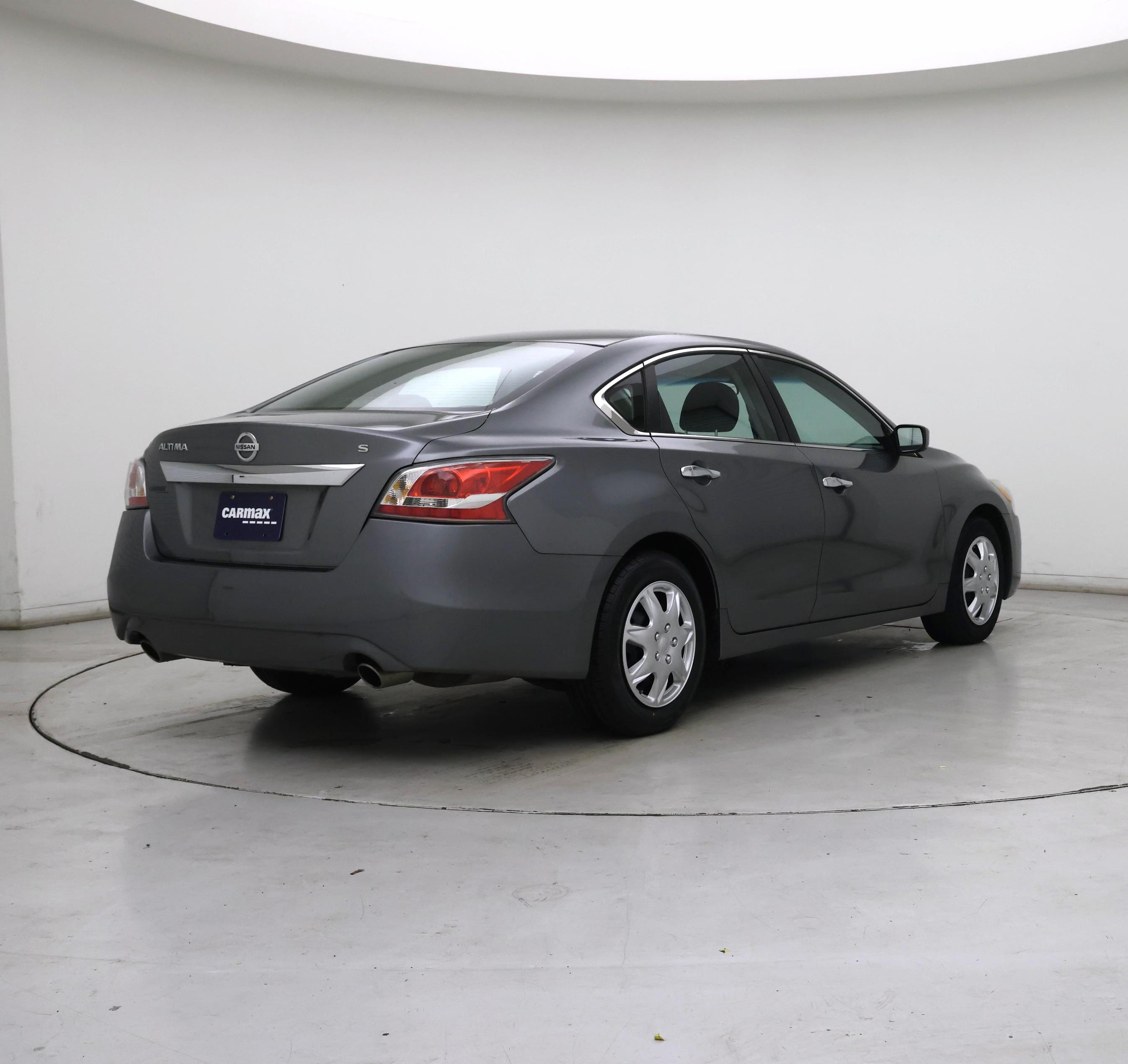 Thumbnail: 2015 Nissan Altima - 8