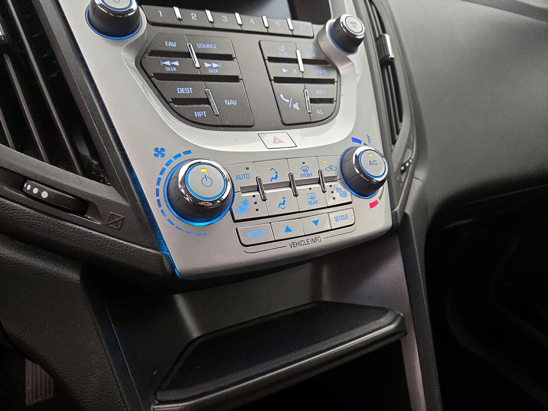 Thumbnail: 2016 Chevrolet Equinox - 17