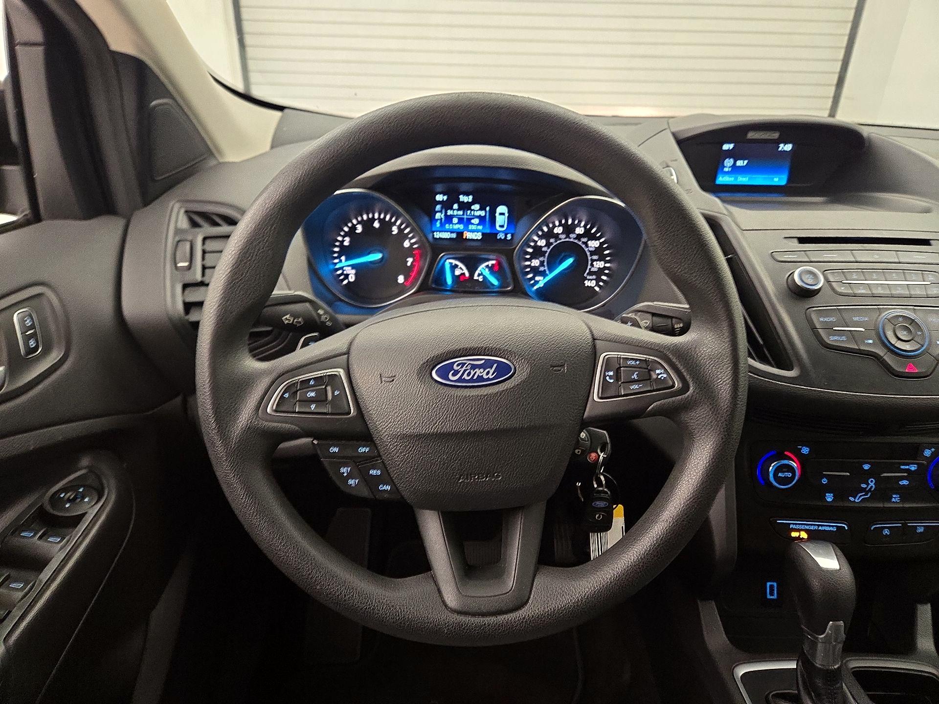 Thumbnail: 2017 Ford Escape - 10