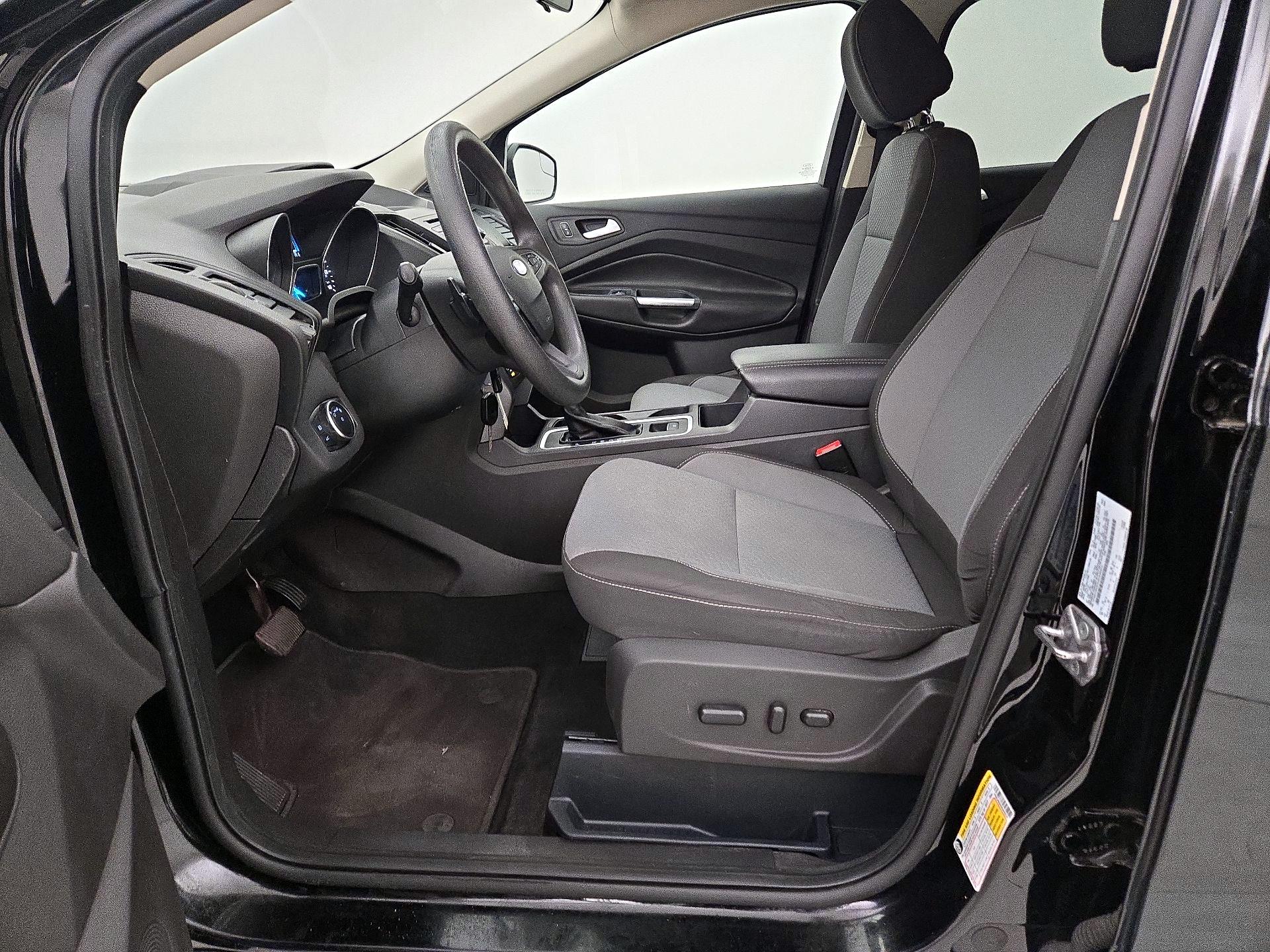 Thumbnail: 2017 Ford Escape - 11