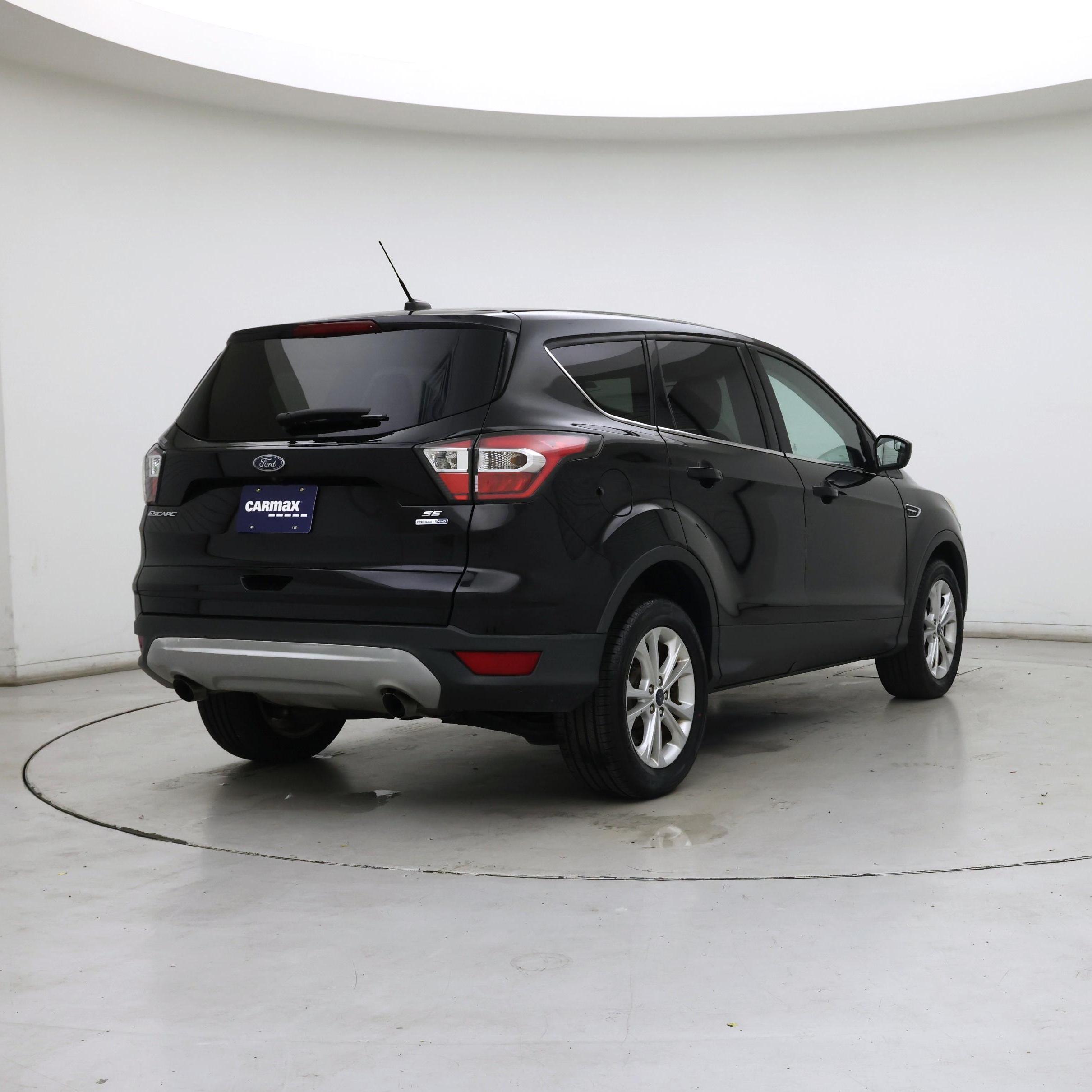 Thumbnail: 2017 Ford Escape - 8