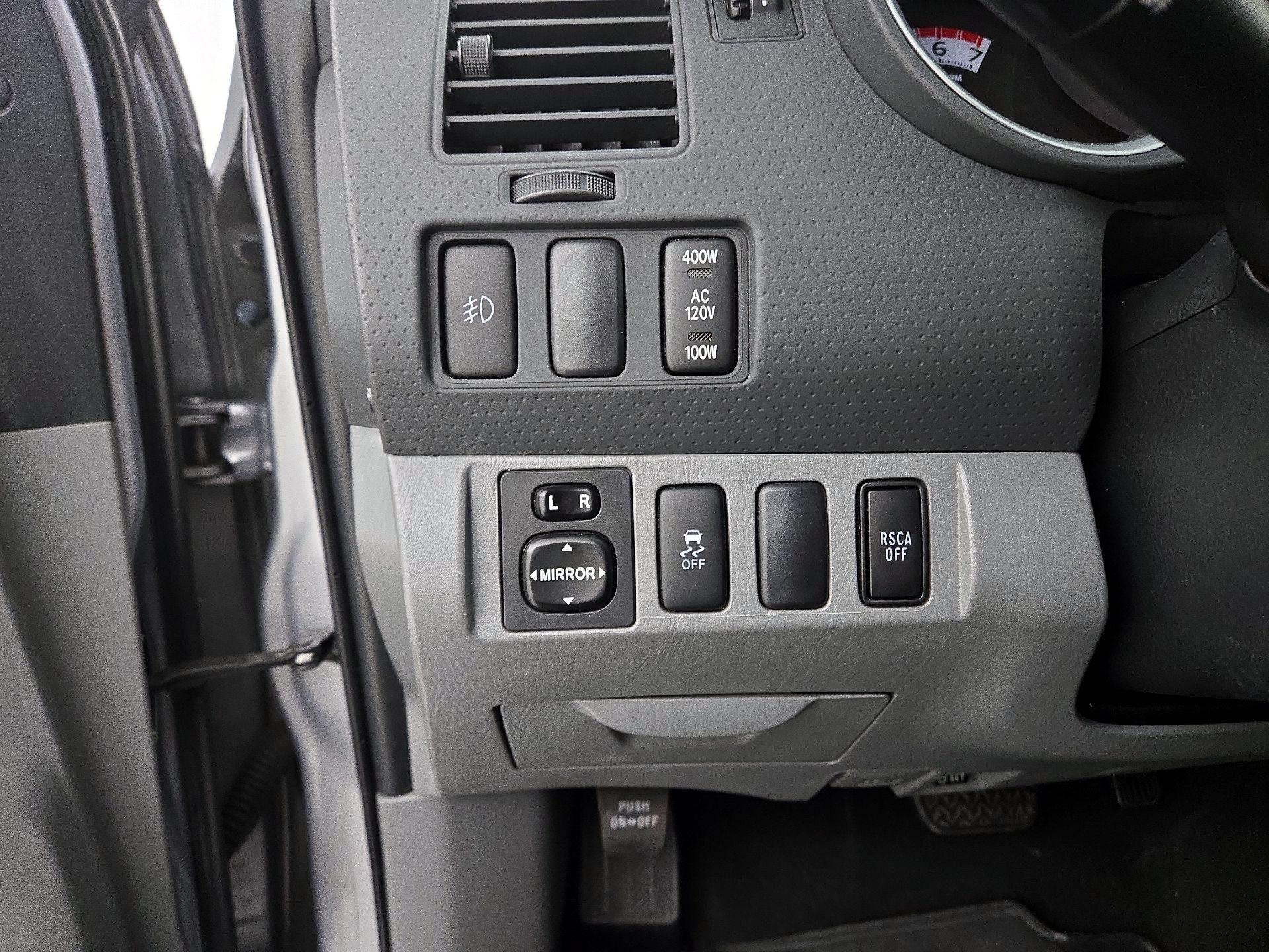 Thumbnail: 2015 Toyota Tacoma - 13