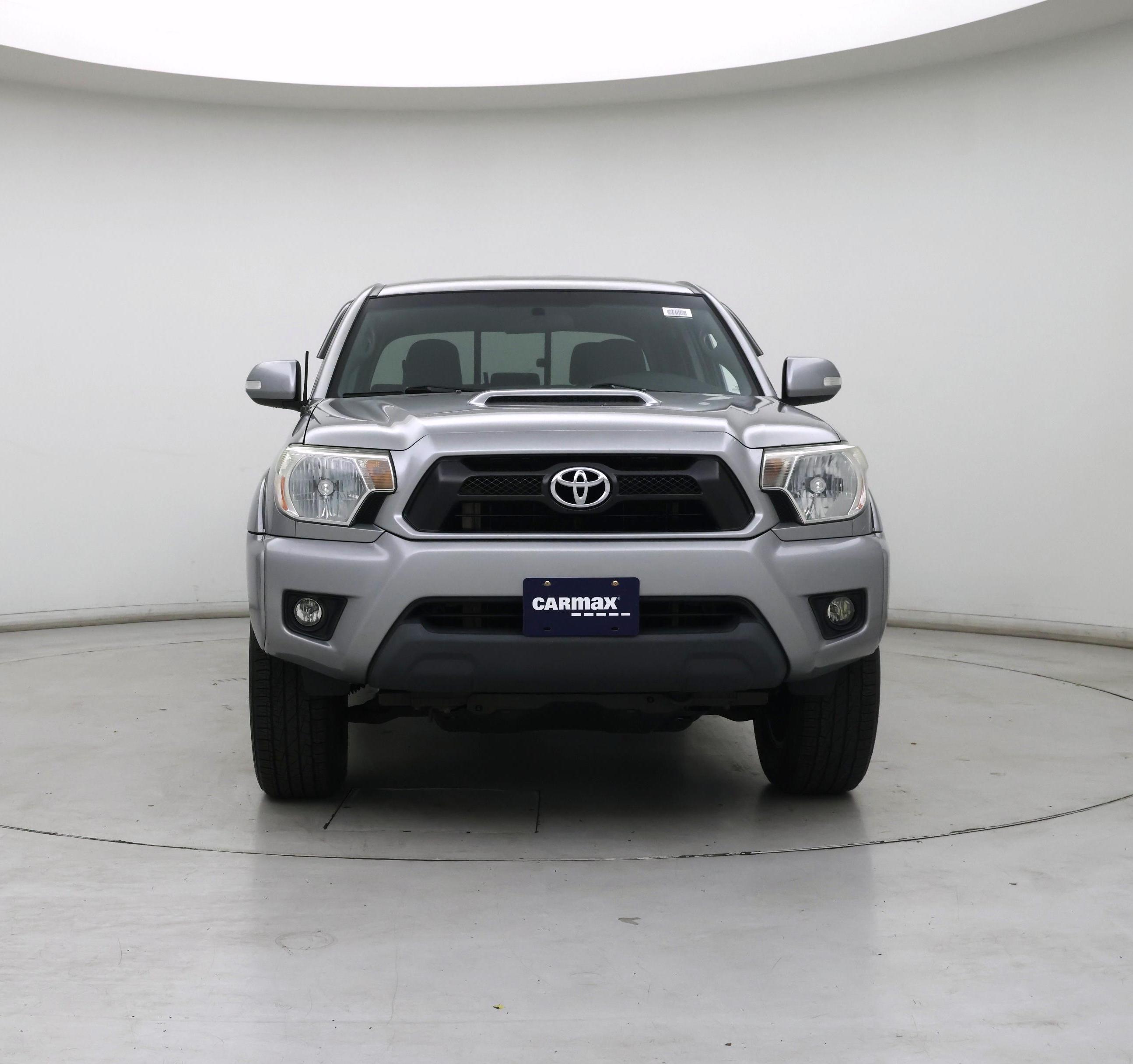 Thumbnail: 2015 Toyota Tacoma - 5