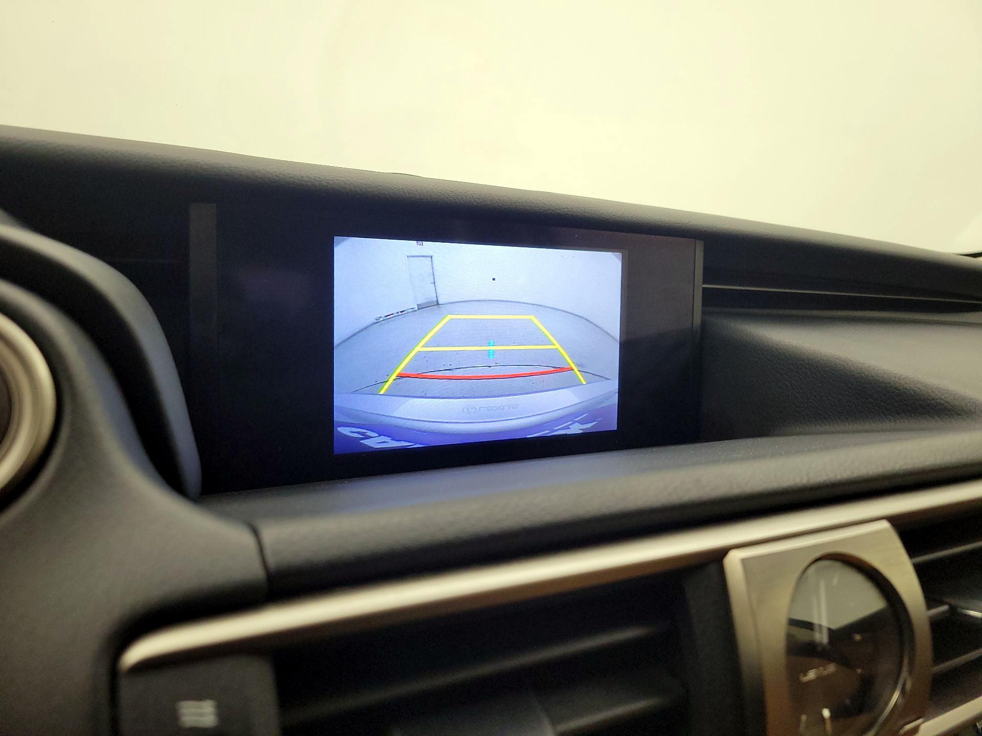 Thumbnail: 2020 Lexus IS - 14