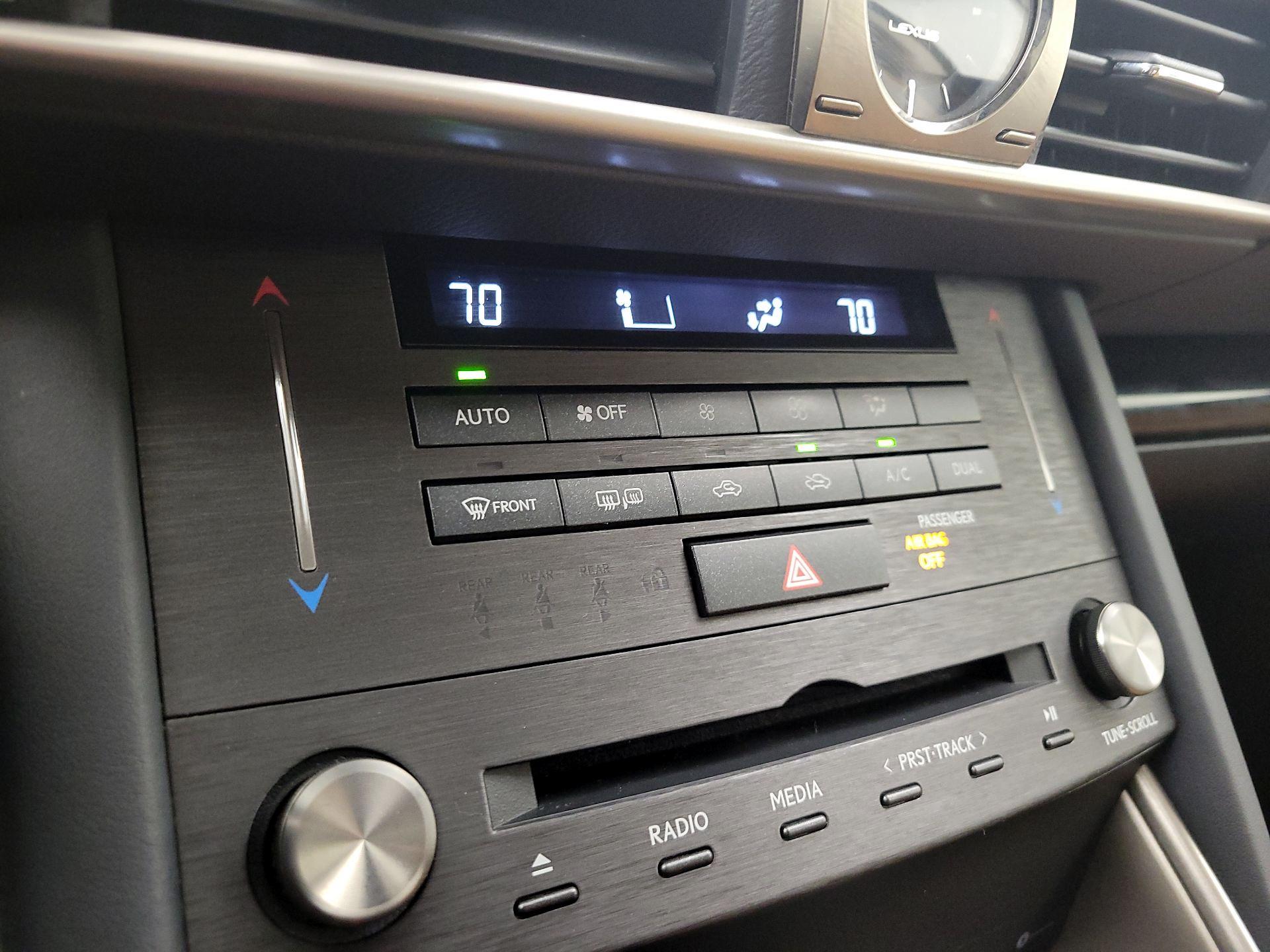 Thumbnail: 2020 Lexus IS - 16