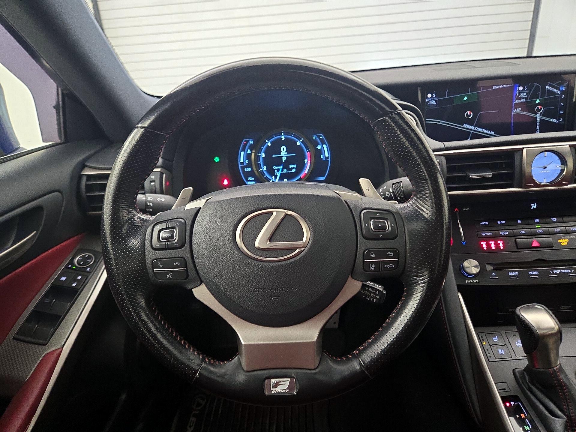 Thumbnail: 2017 Lexus IS - 10