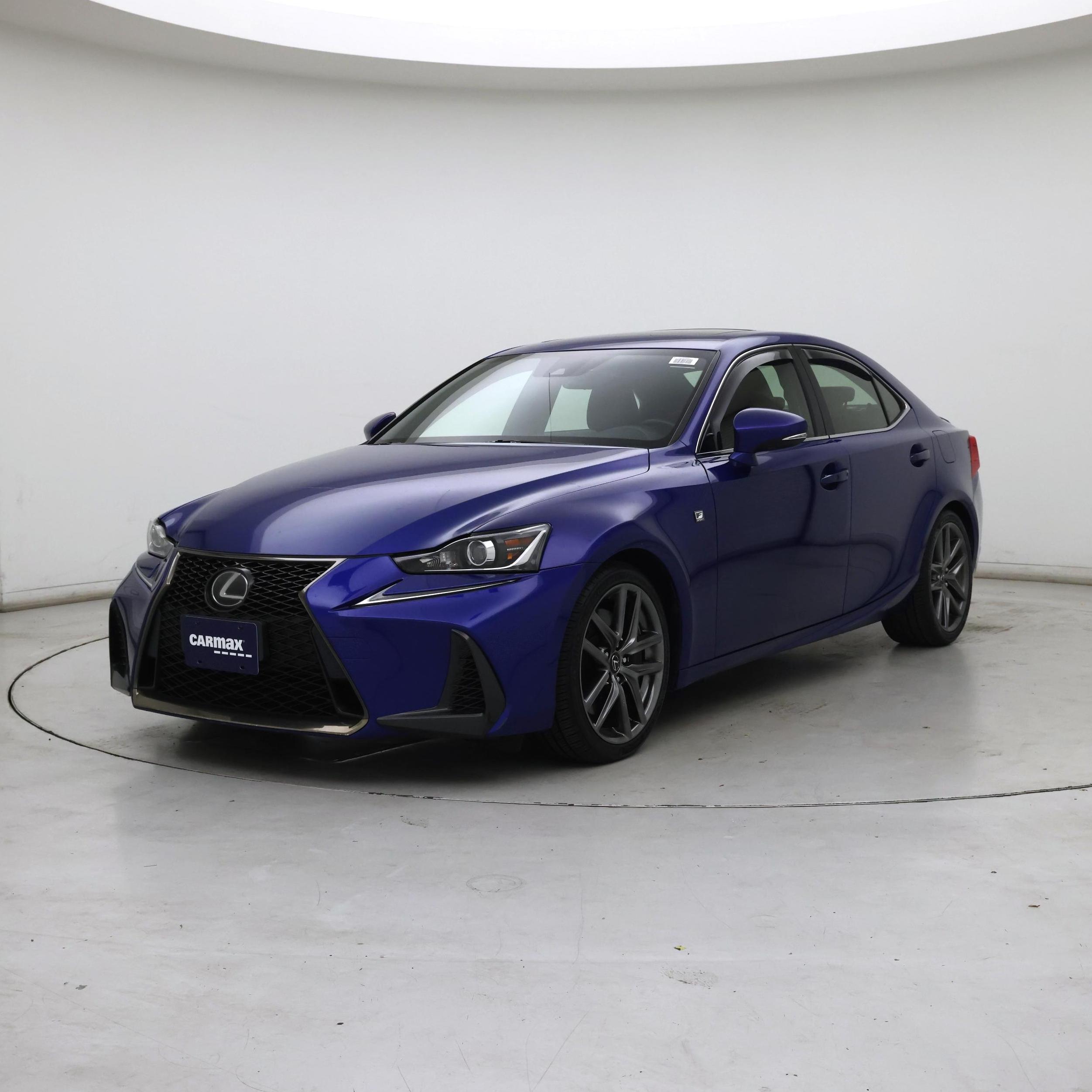 Thumbnail: 2017 Lexus IS - 4