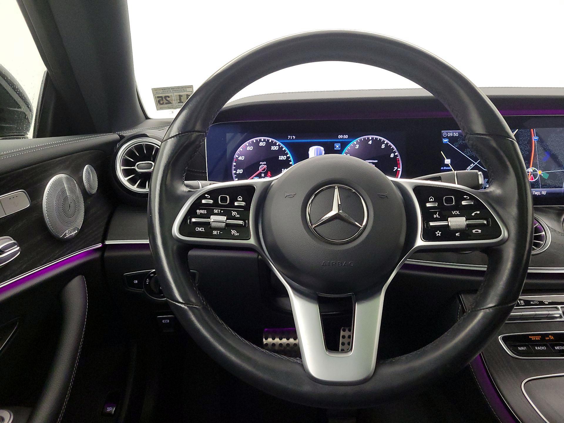 Thumbnail: 2020 Mercedes-Benz E-Class - 10