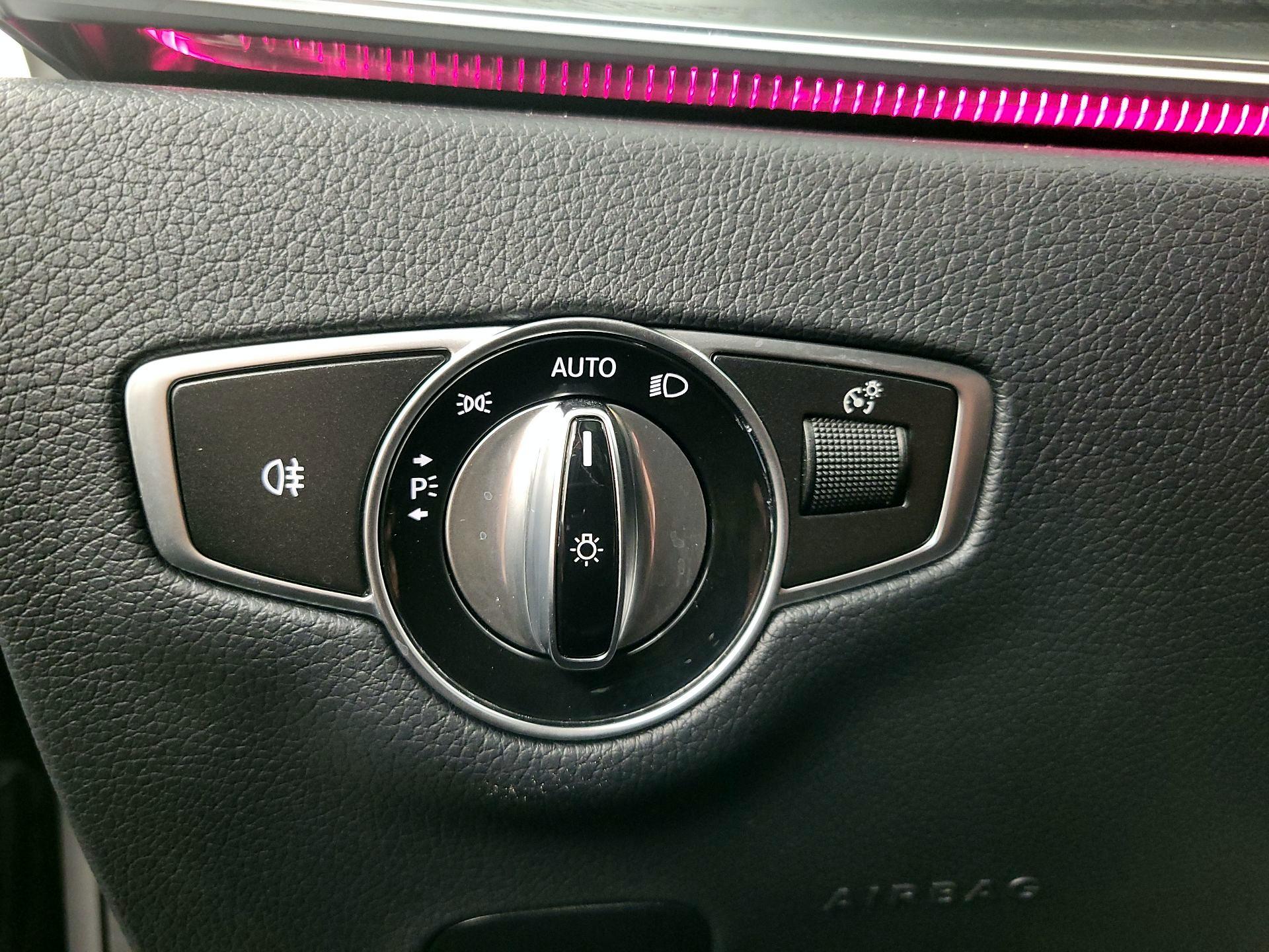 Thumbnail: 2020 Mercedes-Benz E-Class - 13