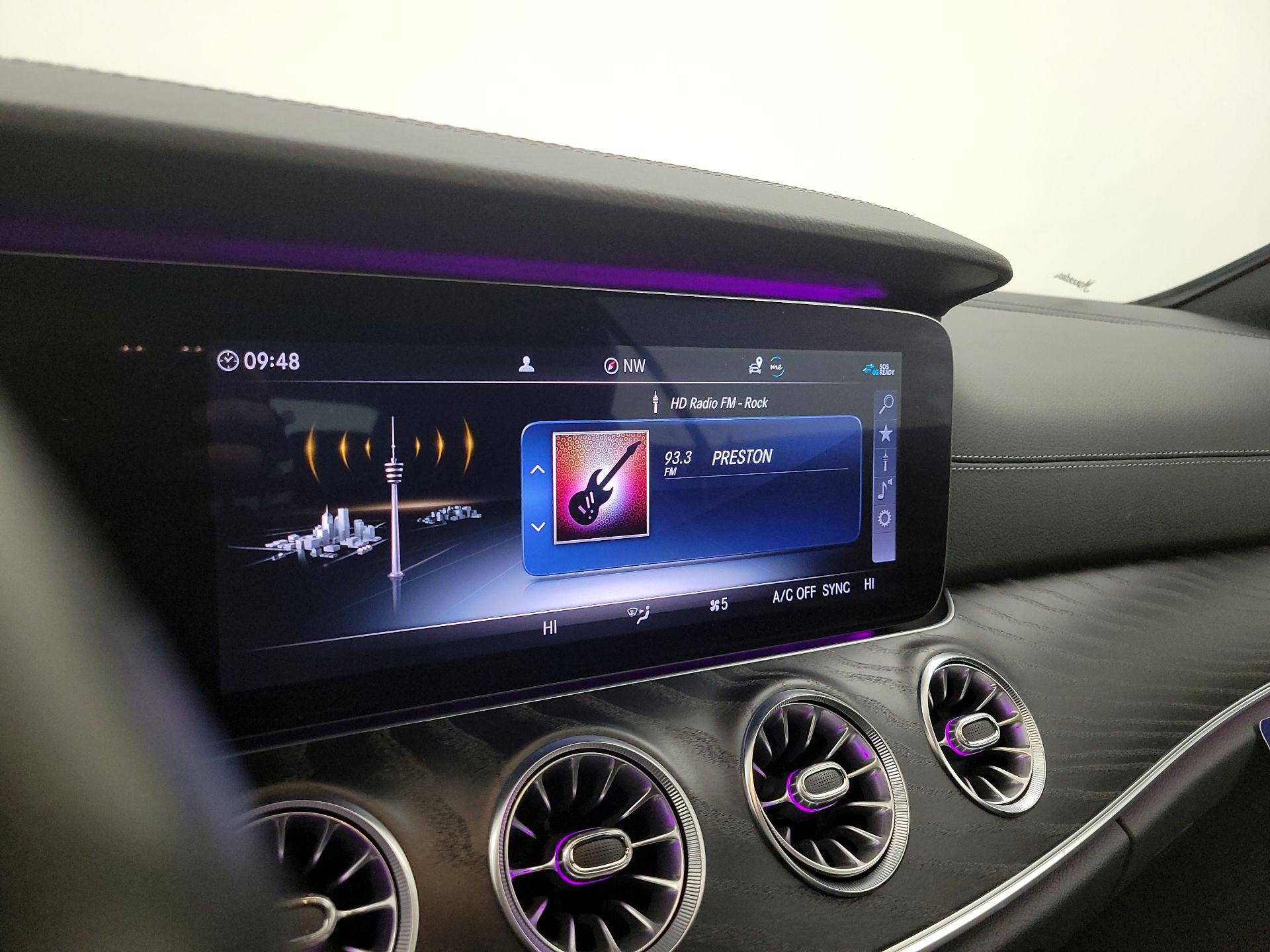 Thumbnail: 2020 Mercedes-Benz E-Class - 16