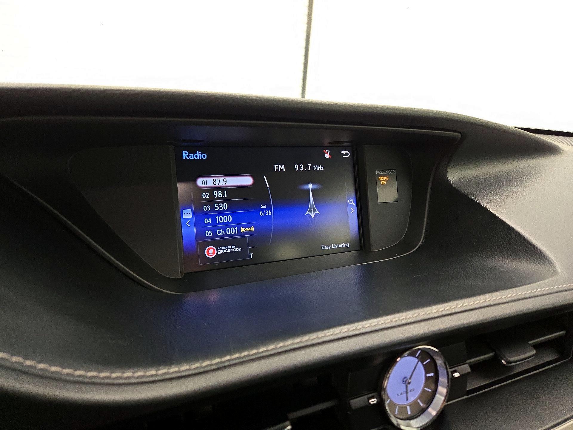 Thumbnail: 2016 Lexus ES - 15