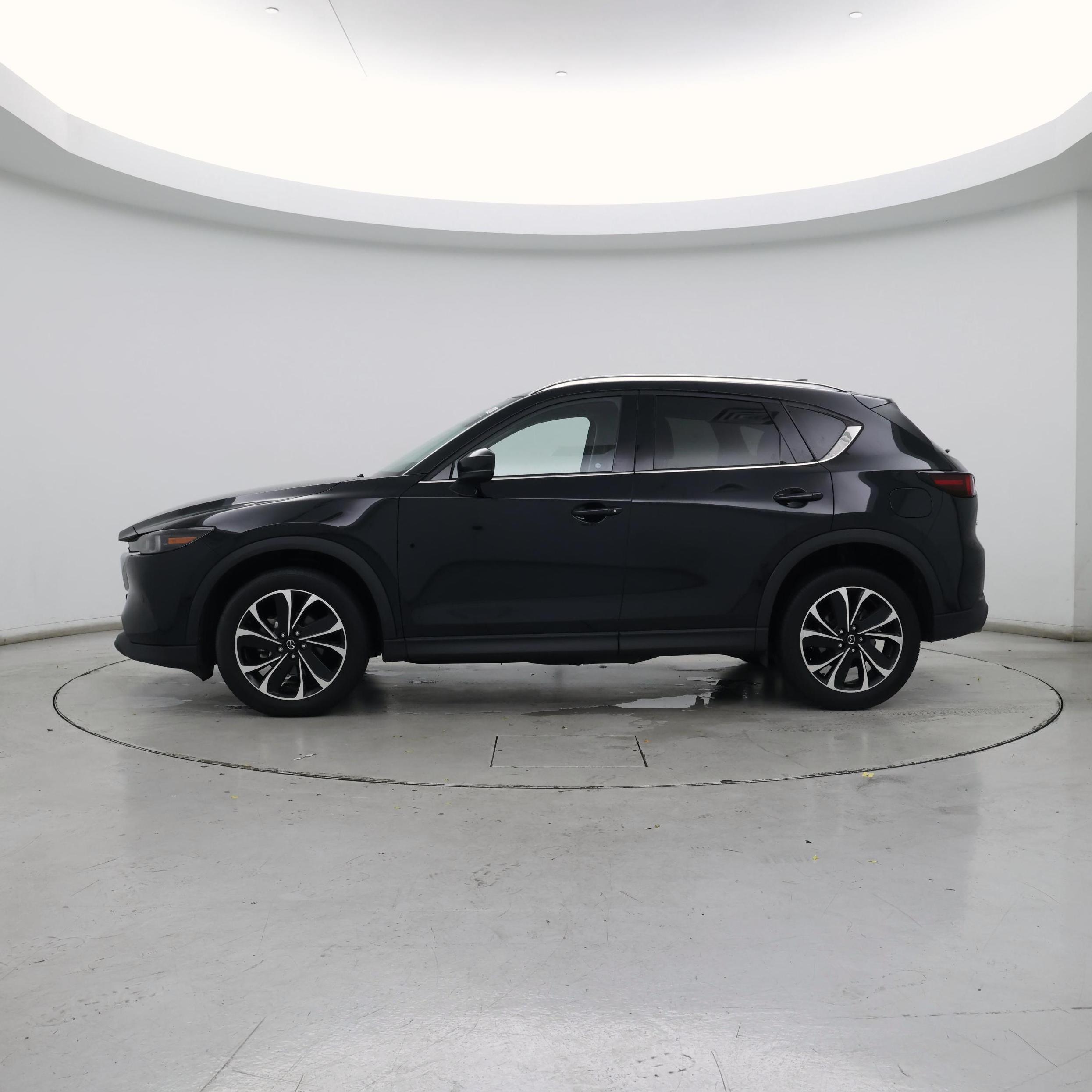 Thumbnail: 2022 Mazda CX-5 - 3