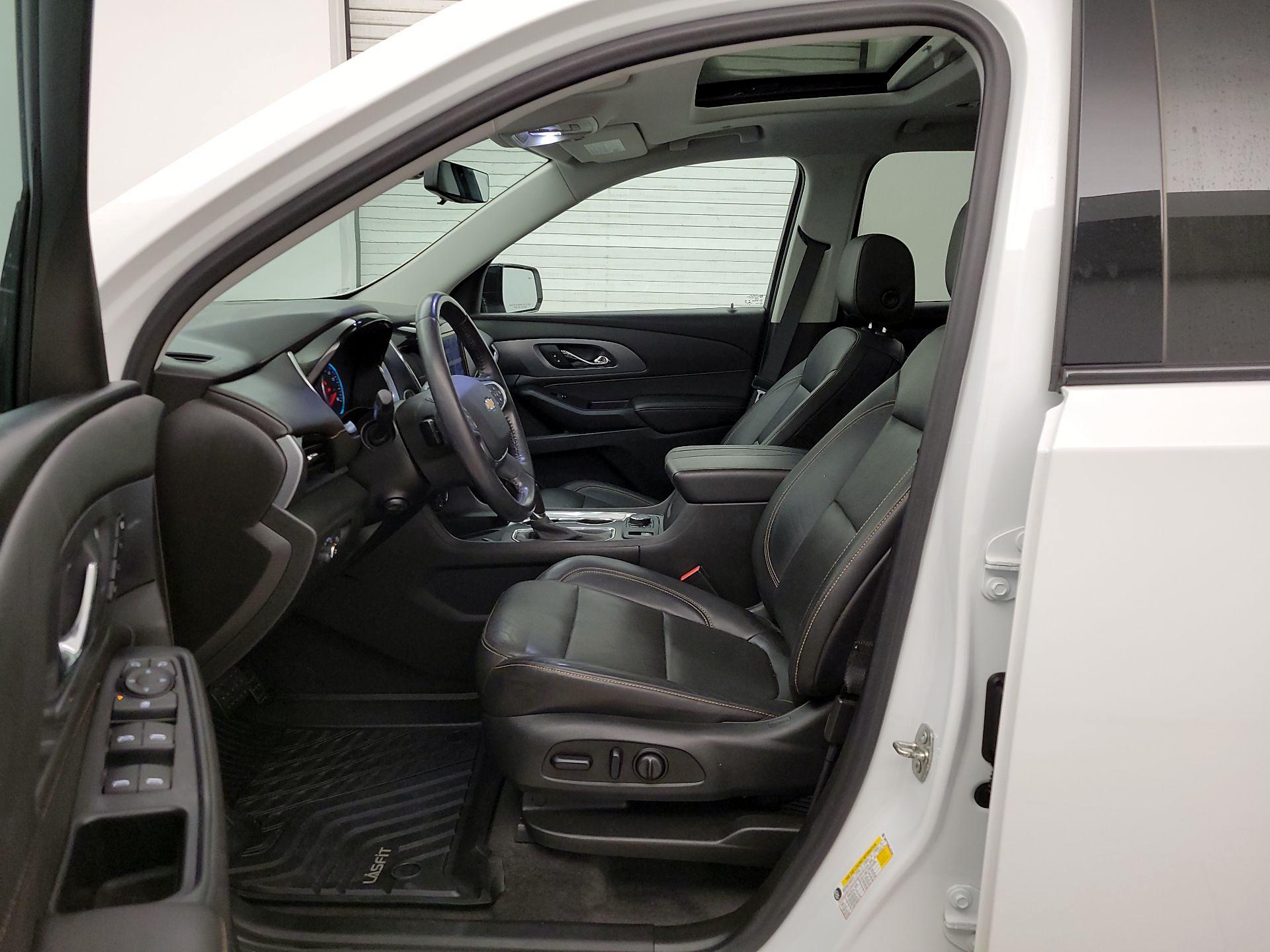 Thumbnail: 2020 Chevrolet Traverse - 11