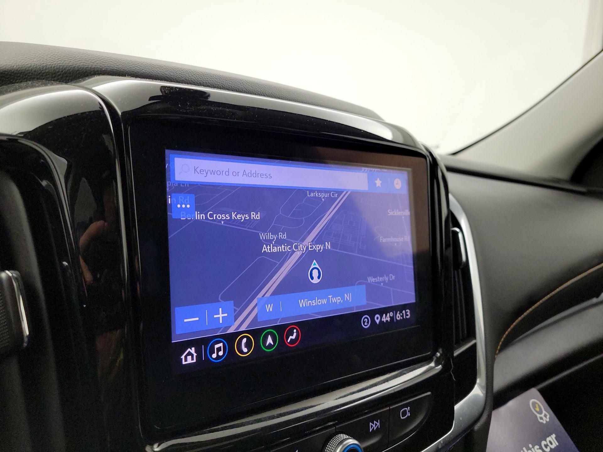 Thumbnail: 2020 Chevrolet Traverse - 14