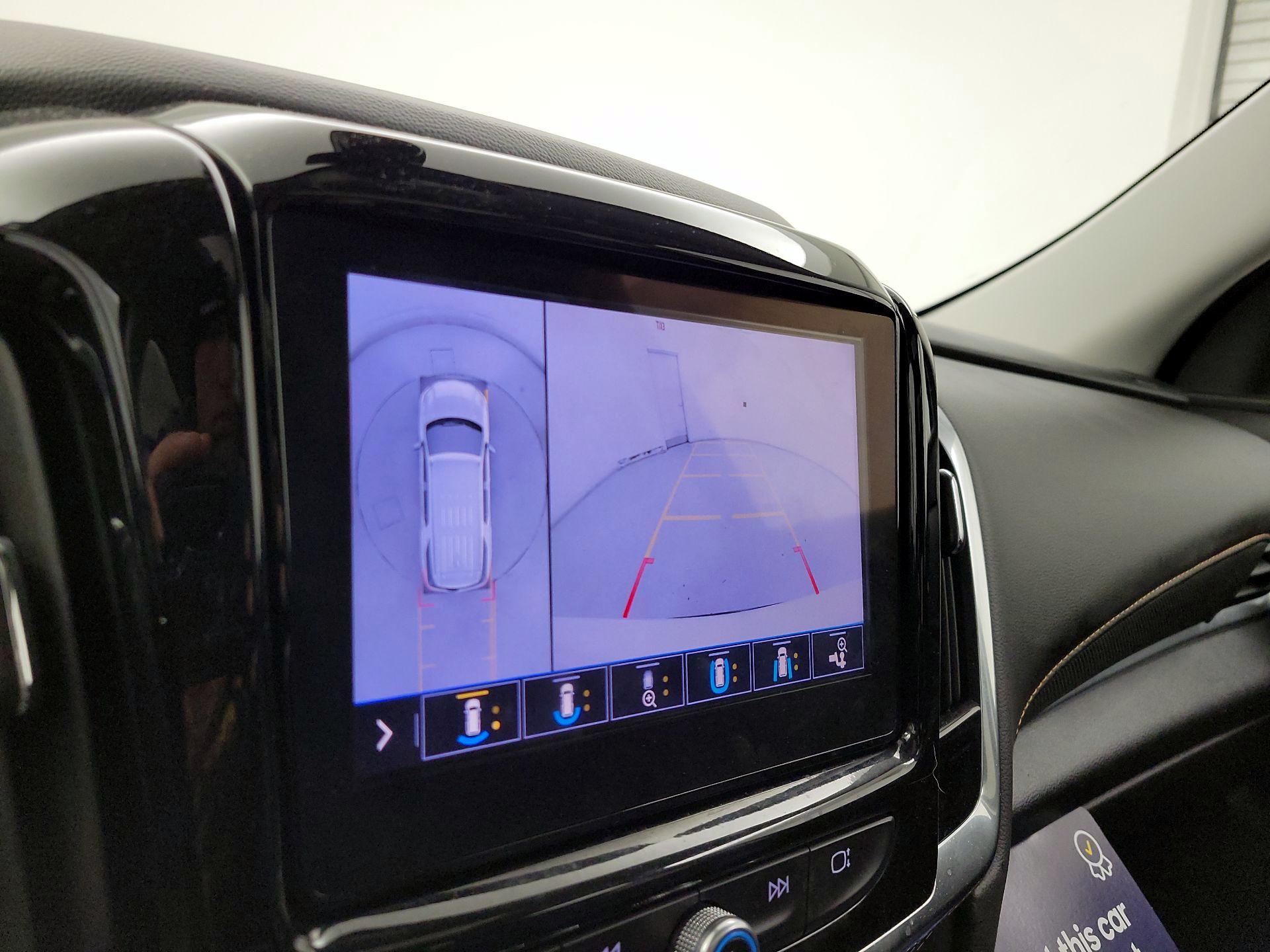 Thumbnail: 2020 Chevrolet Traverse - 15