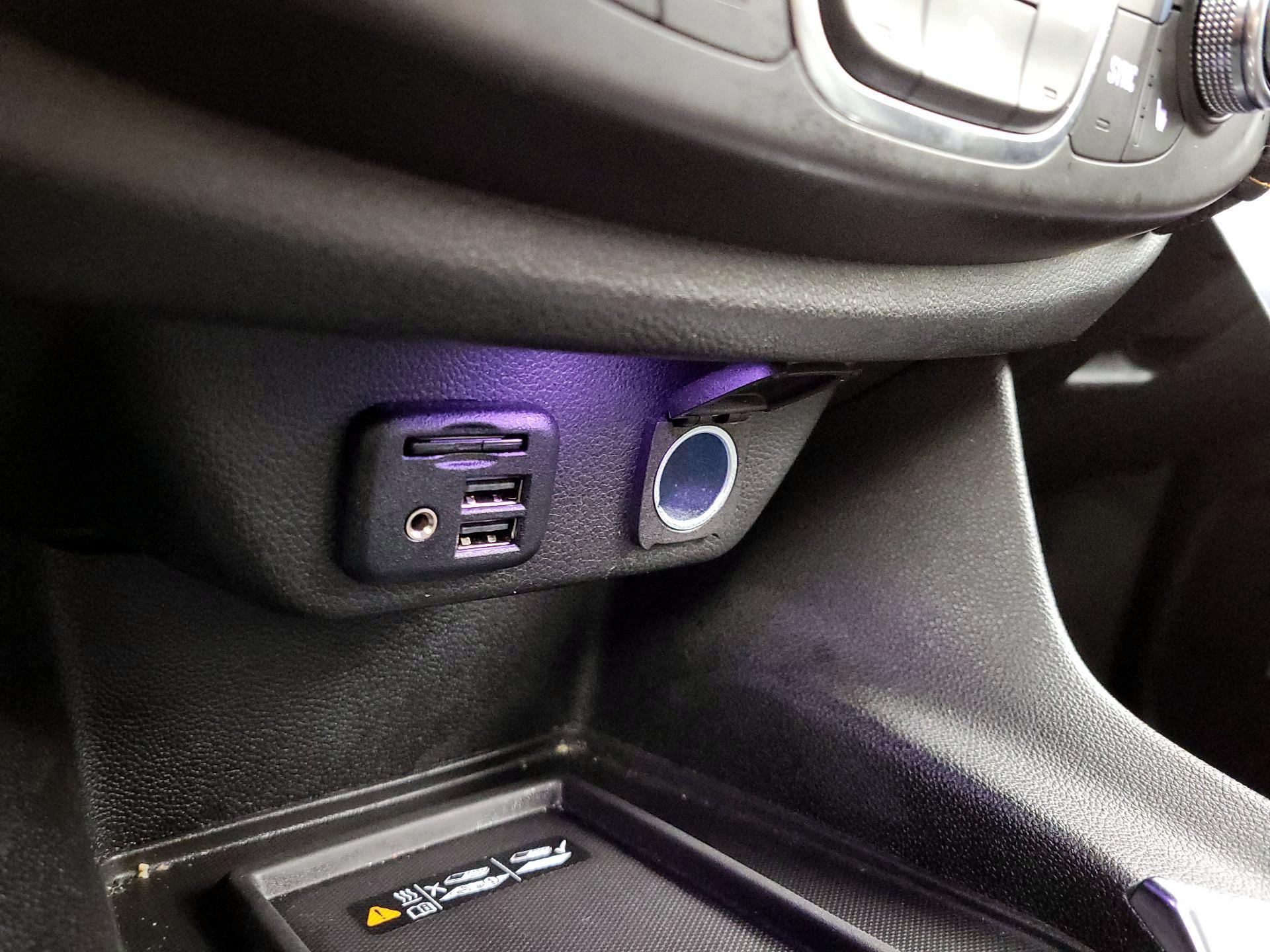 Thumbnail: 2020 Chevrolet Traverse - 19