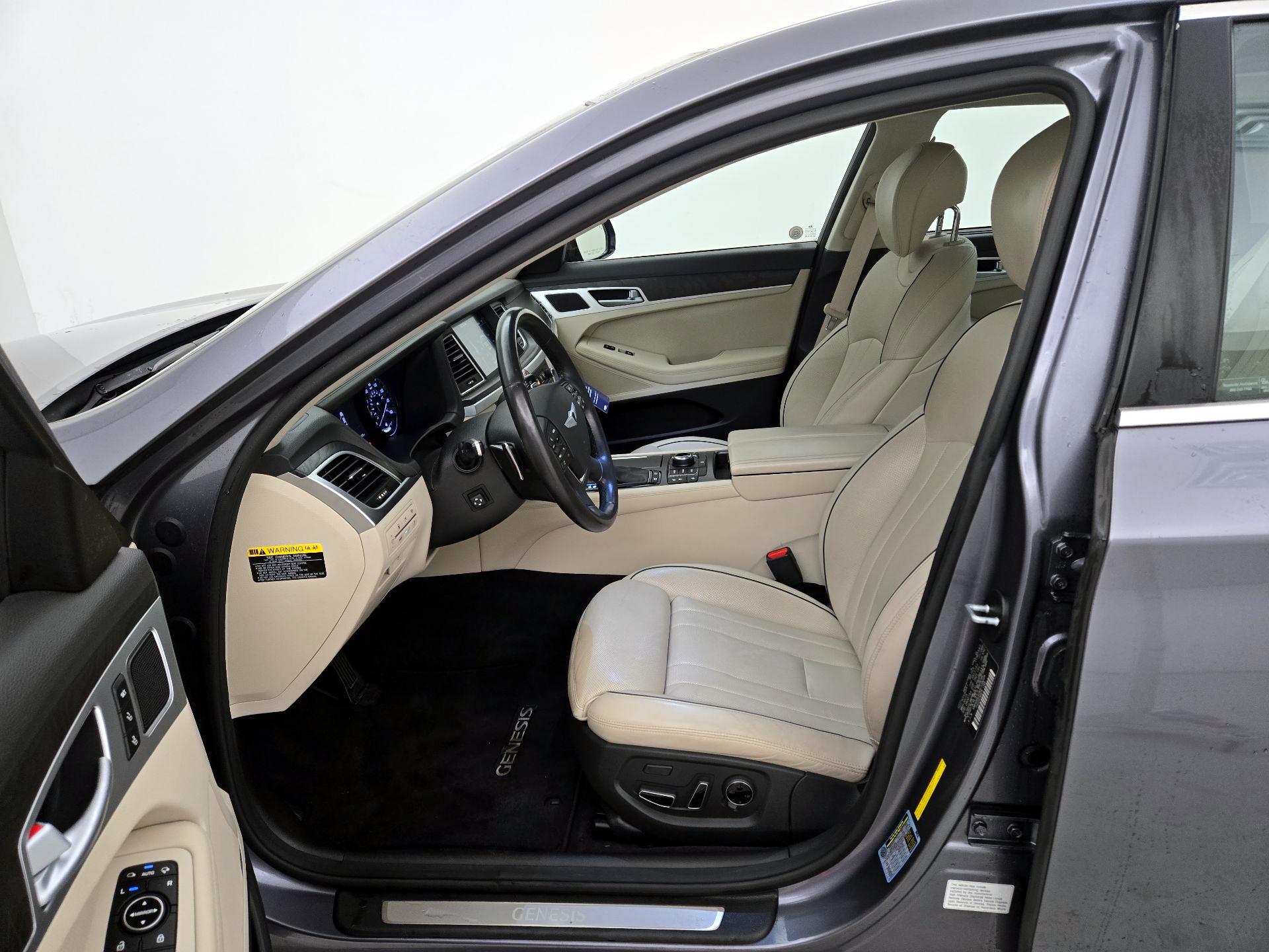 Thumbnail: 2016 Hyundai Genesis - 11