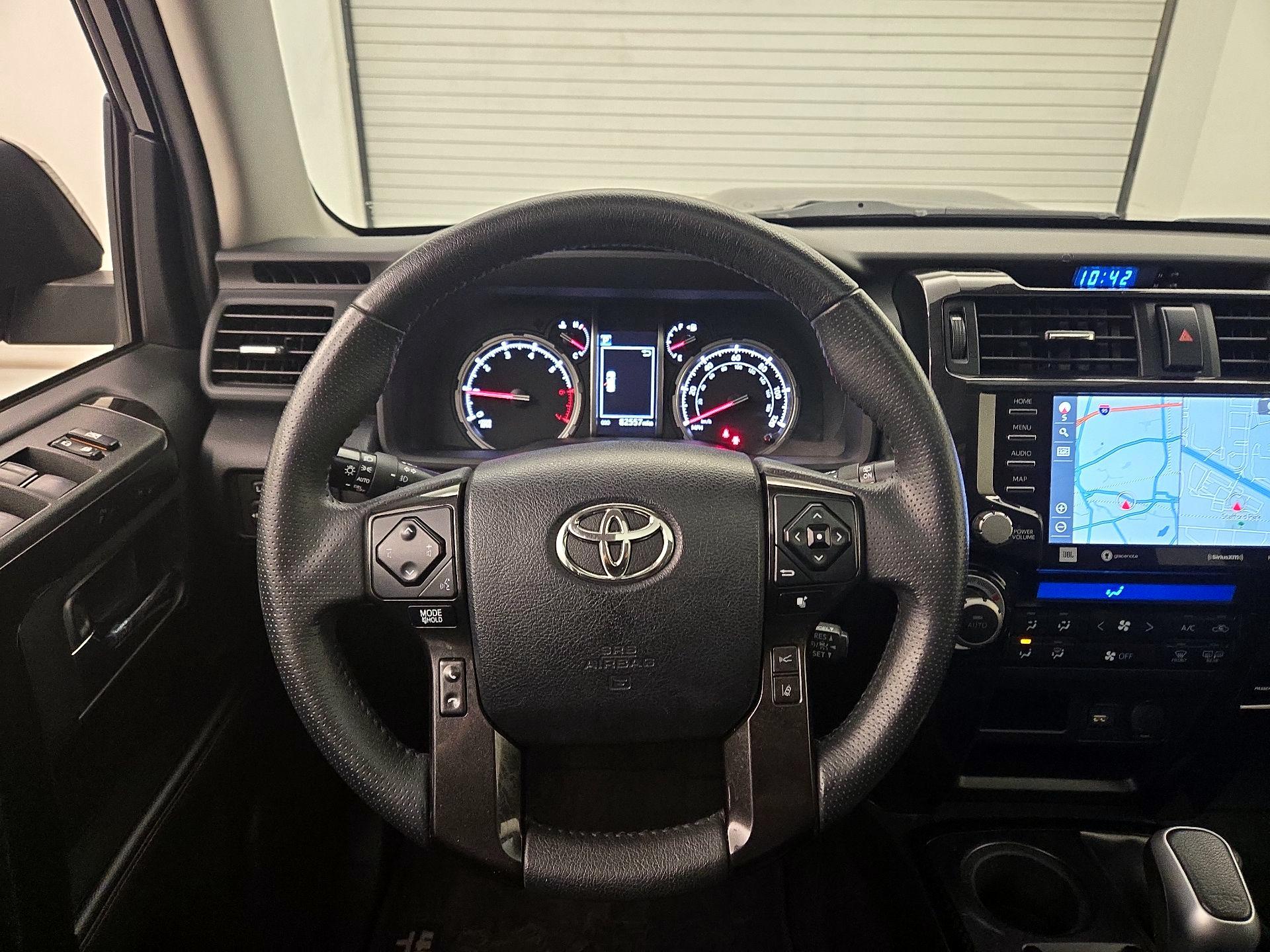 Thumbnail: 2020 Toyota 4Runner - 10