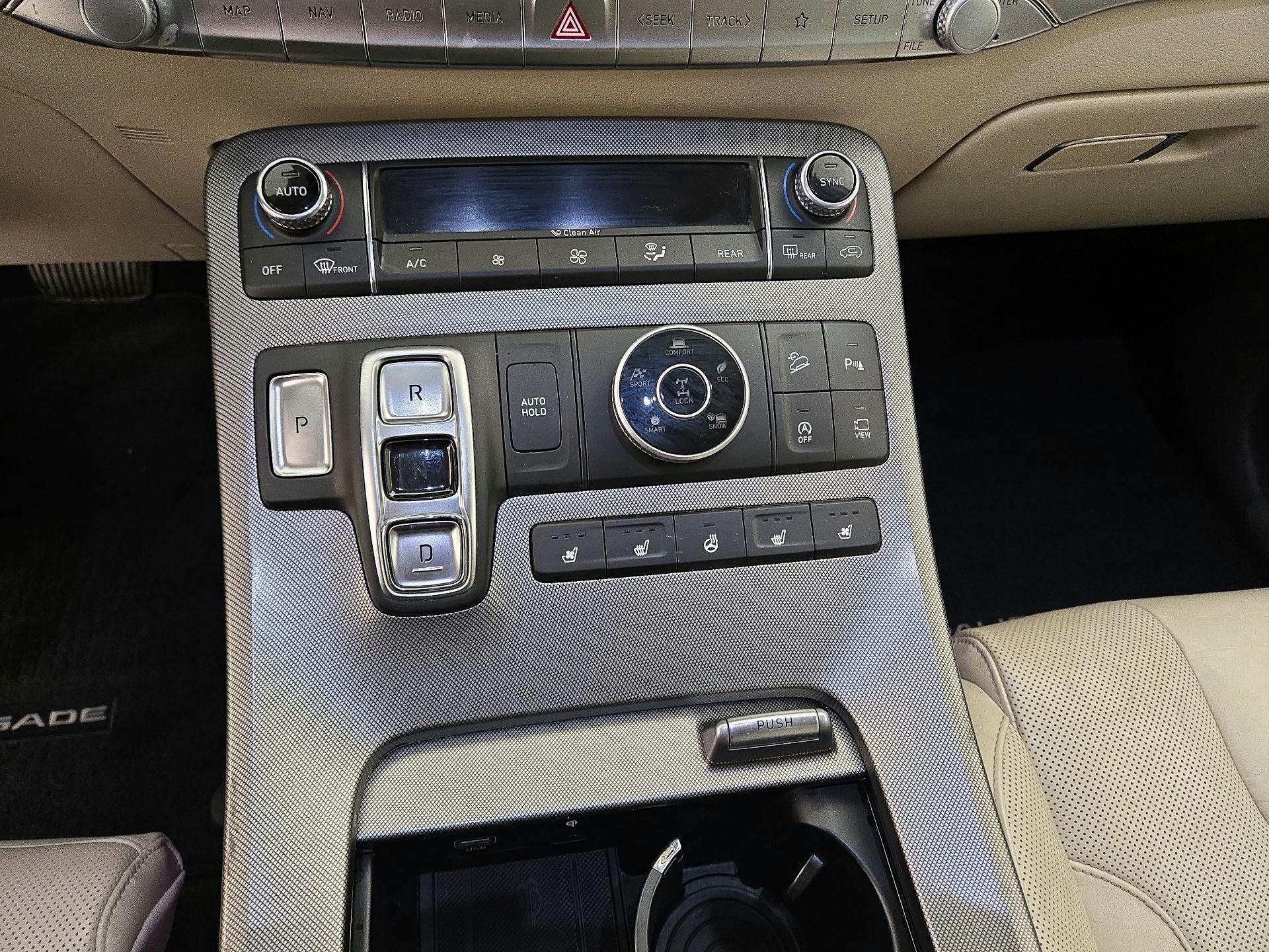 Thumbnail: 2020 Hyundai Palisade - 18