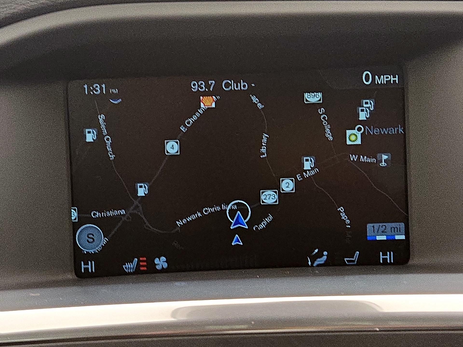 Thumbnail: 2016 Volvo V60 - 14