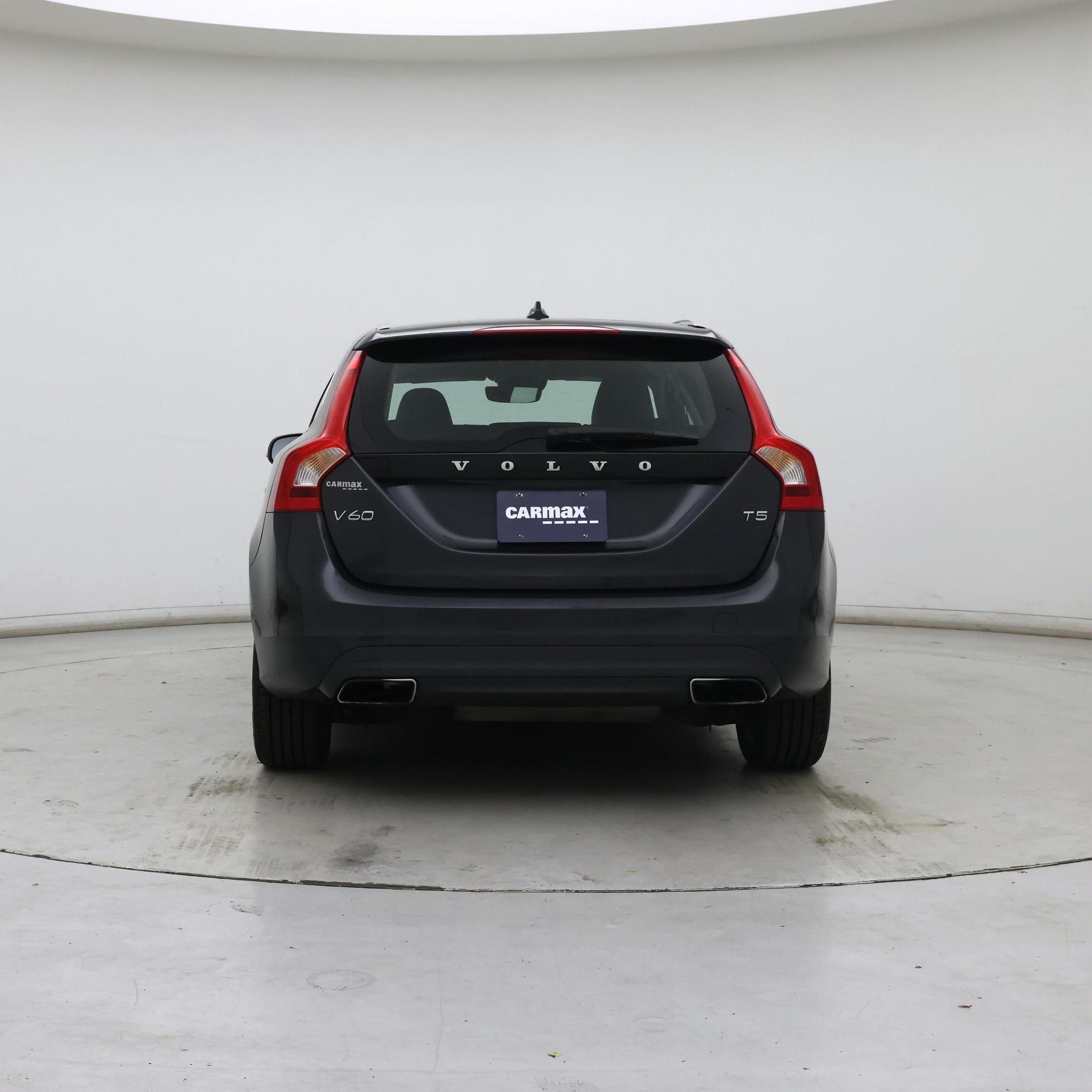 Thumbnail: 2016 Volvo V60 - 6